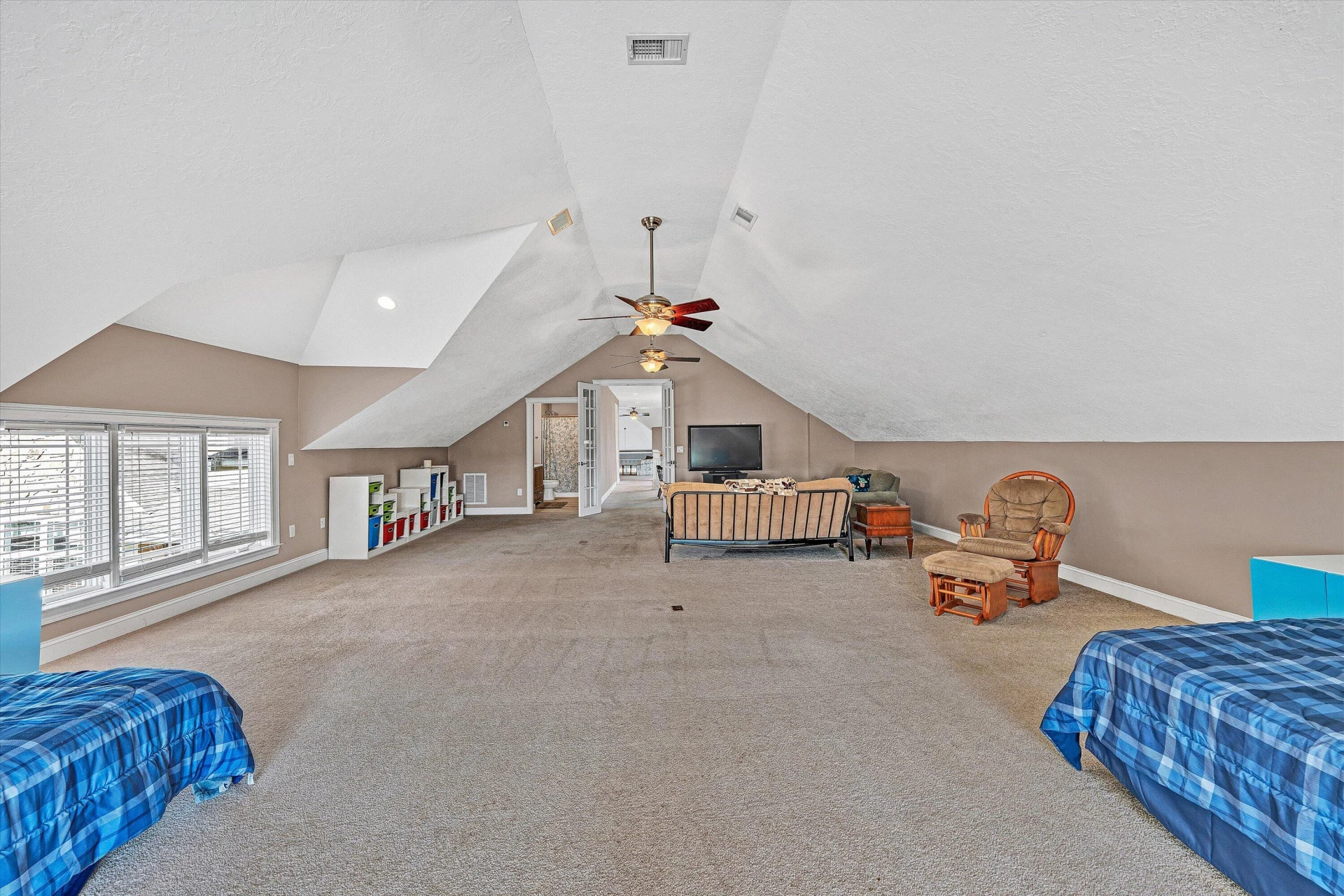 803 Compass Cove CIR - Photo 51