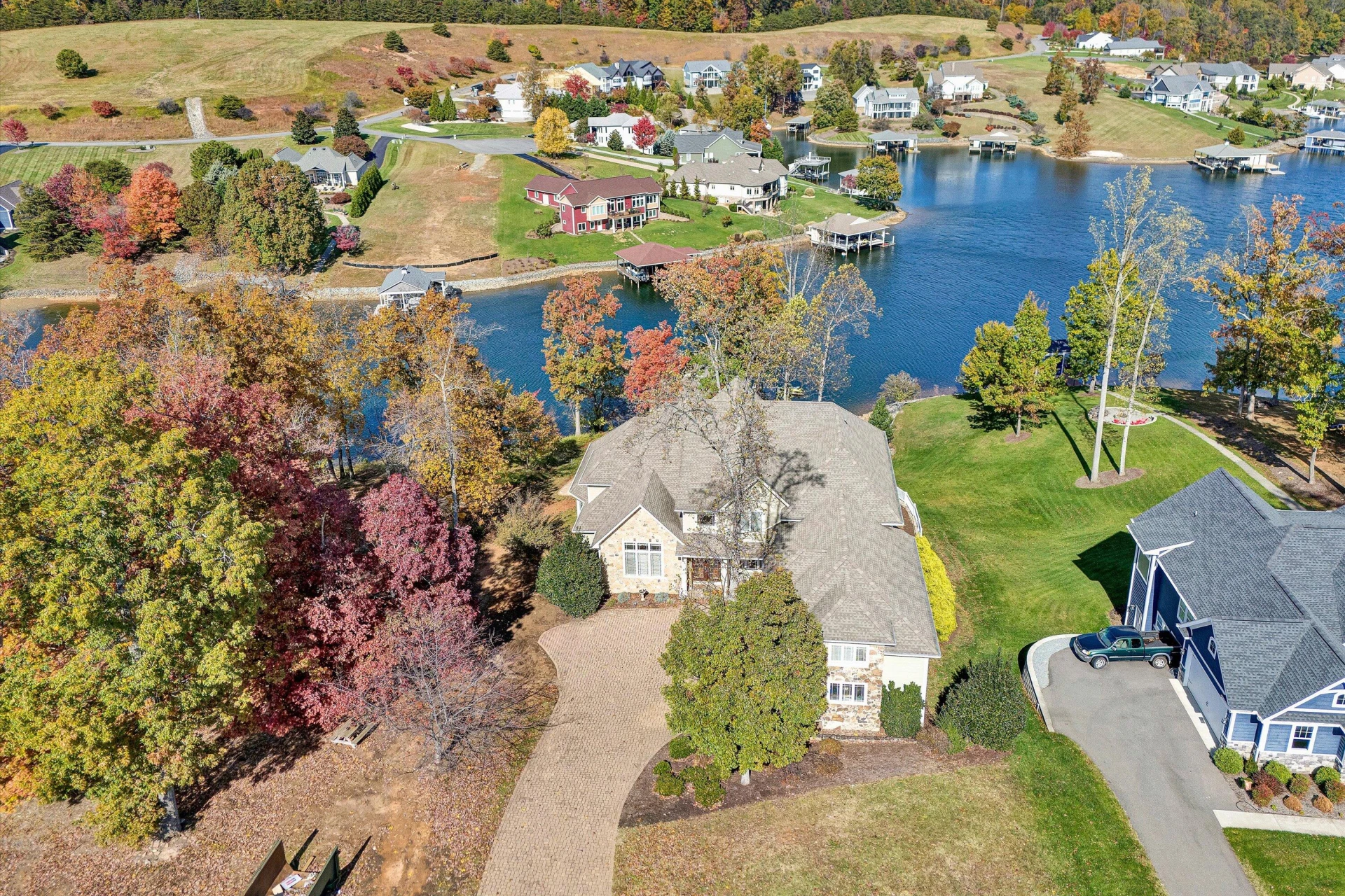 803 Compass Cove CIR - Photo 85