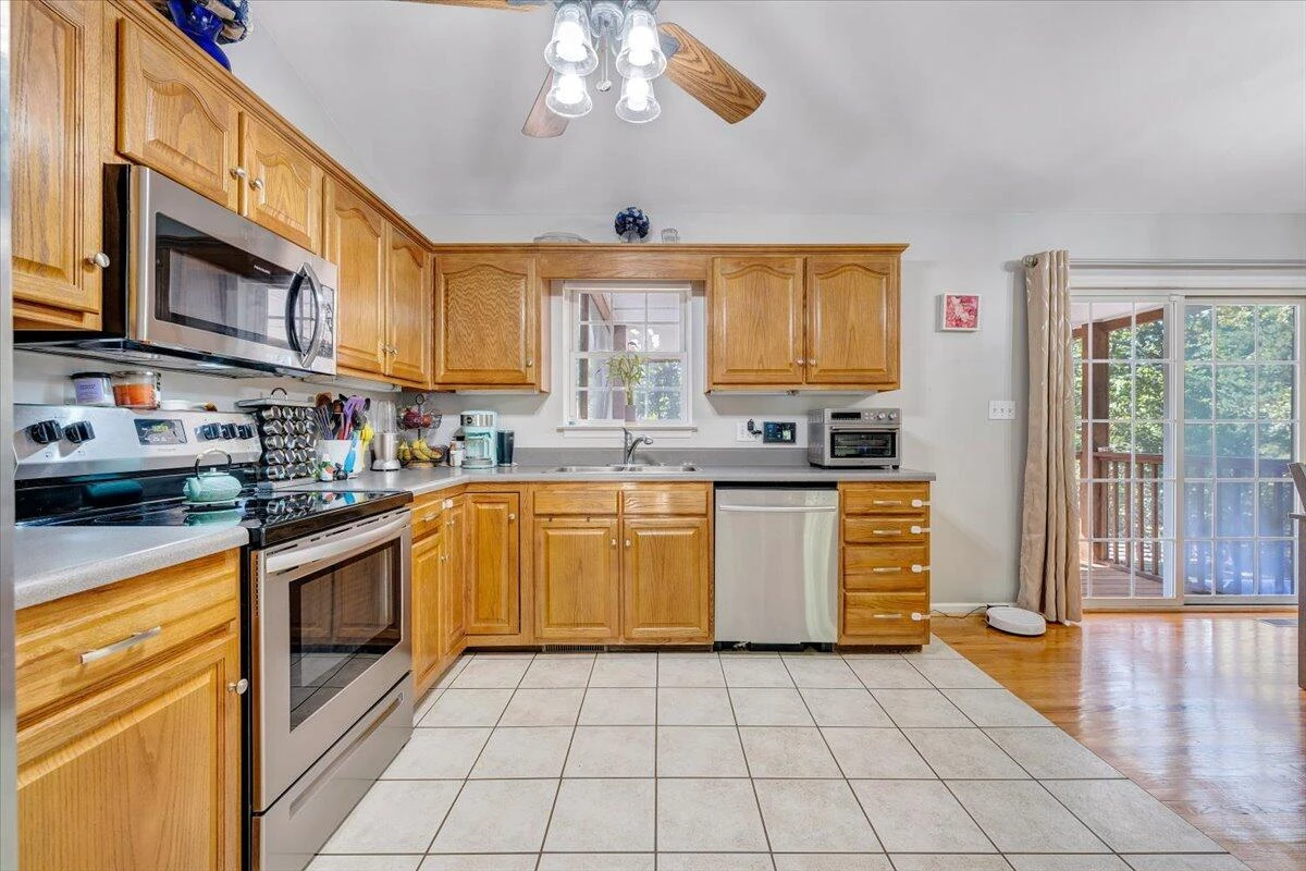 1063 Colony CT - Photo 15