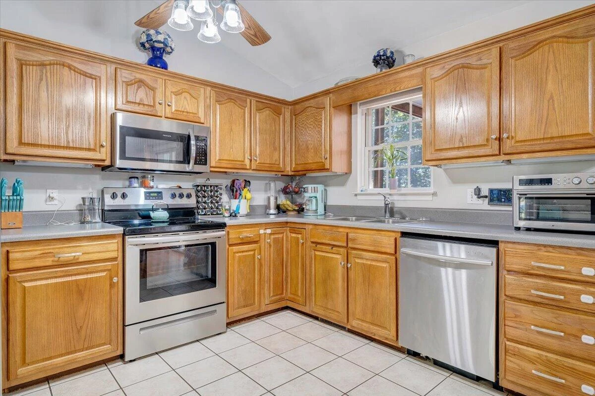 1063 Colony CT - Photo 16