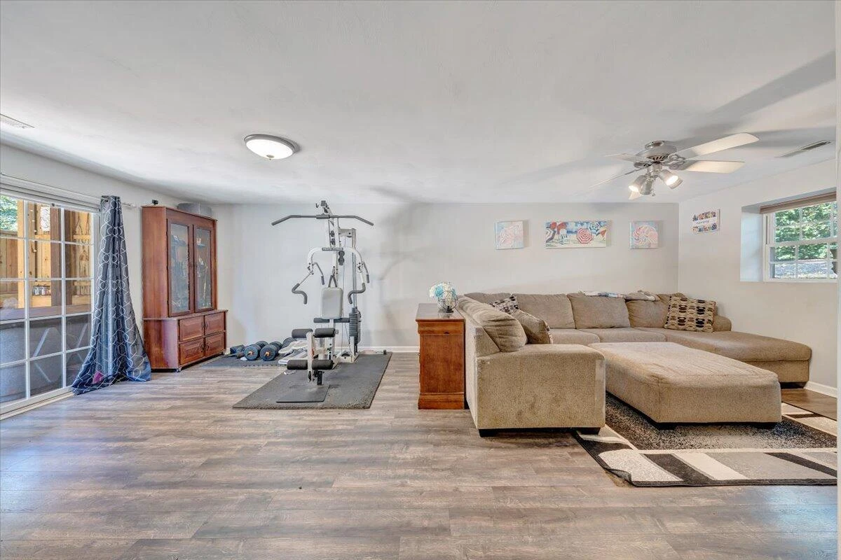 1063 Colony CT - Photo 32