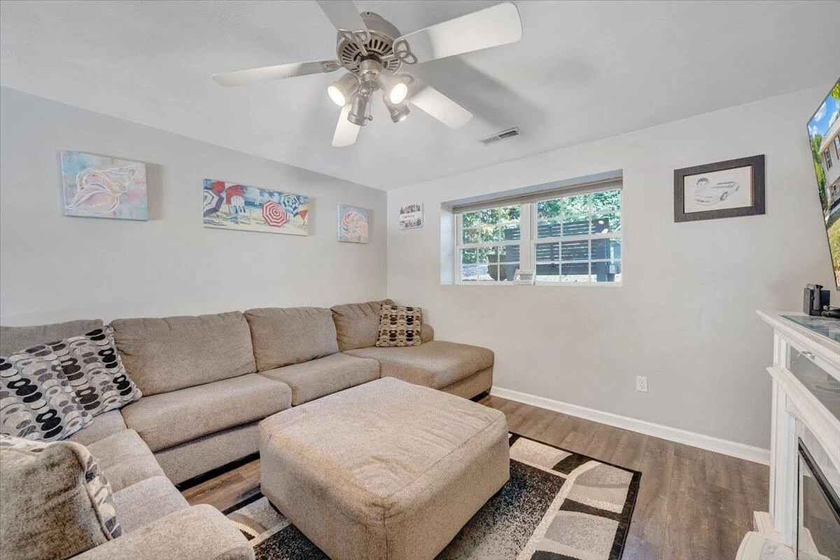 1063 Colony CT - Photo 33