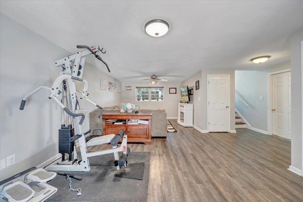 1063 Colony CT - Photo 36