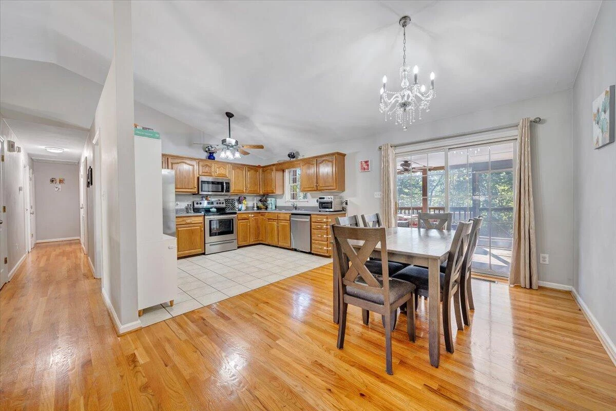 1063 Colony CT - Photo 9