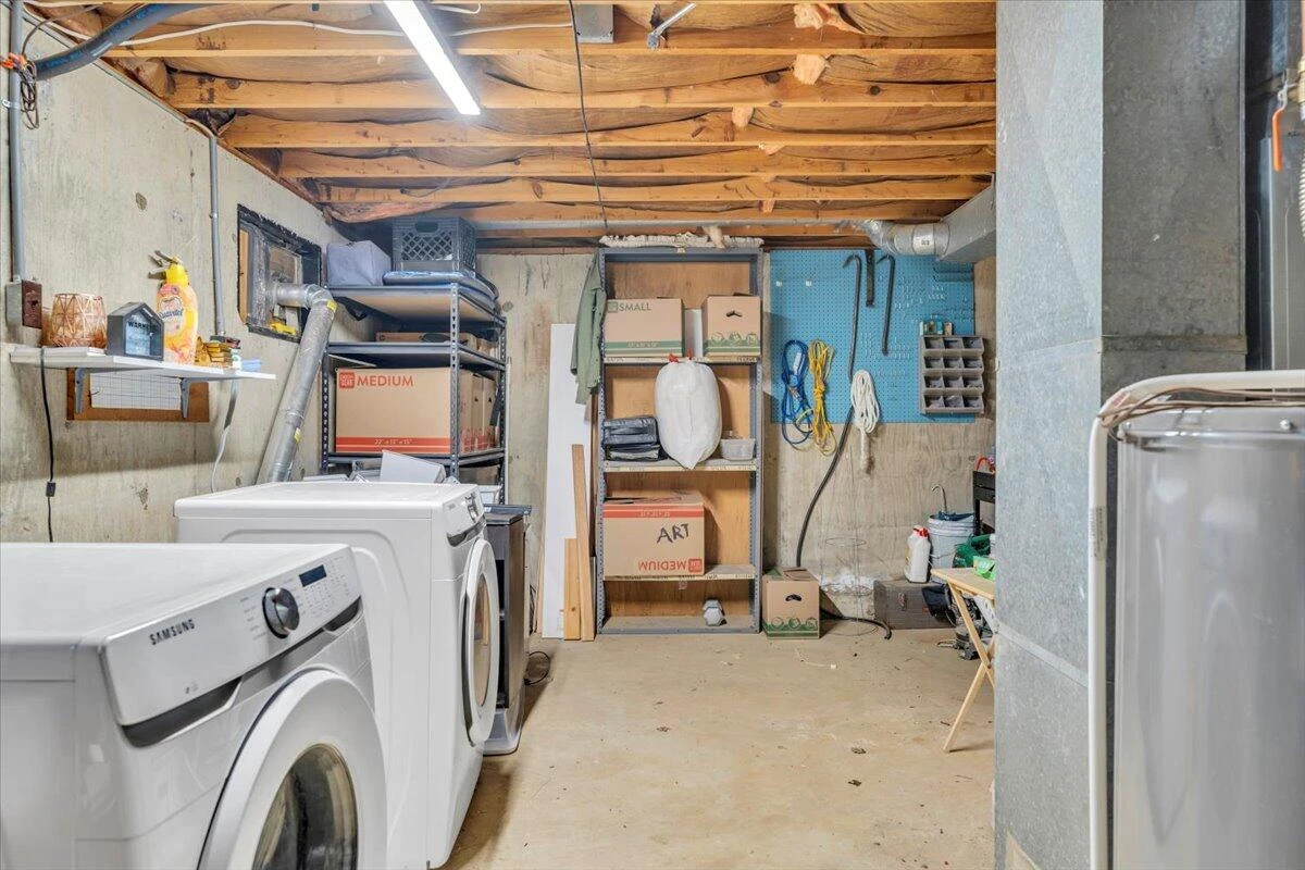 2441 Meadowbrook RD NW - Photo 22
