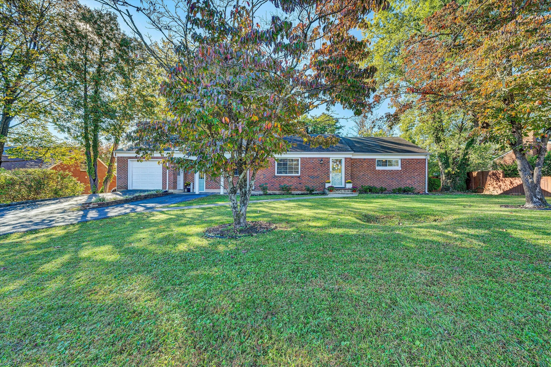 3516 Grandin RD SW