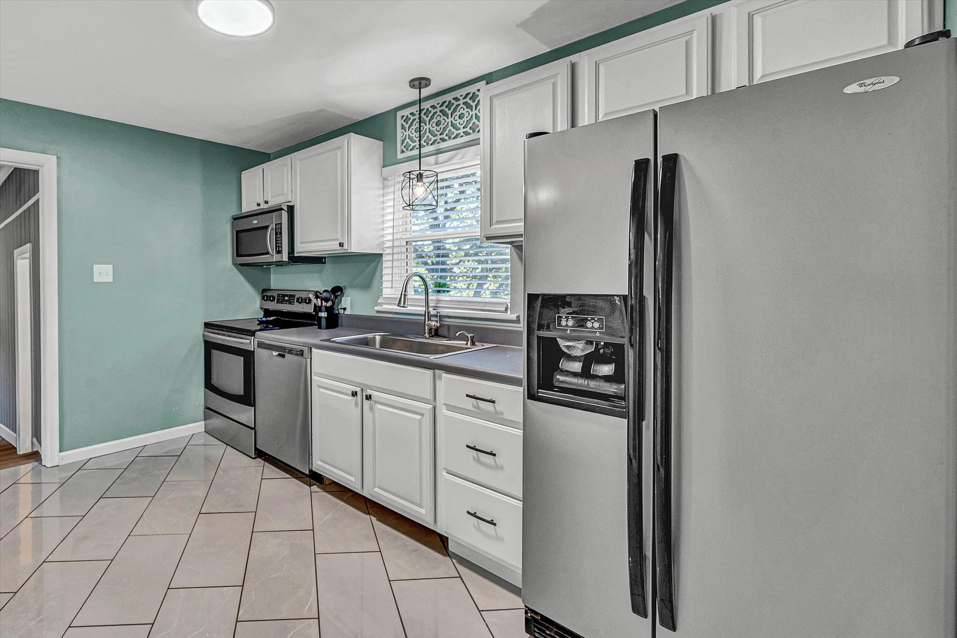 3516 Grandin RD SW - Photo 10