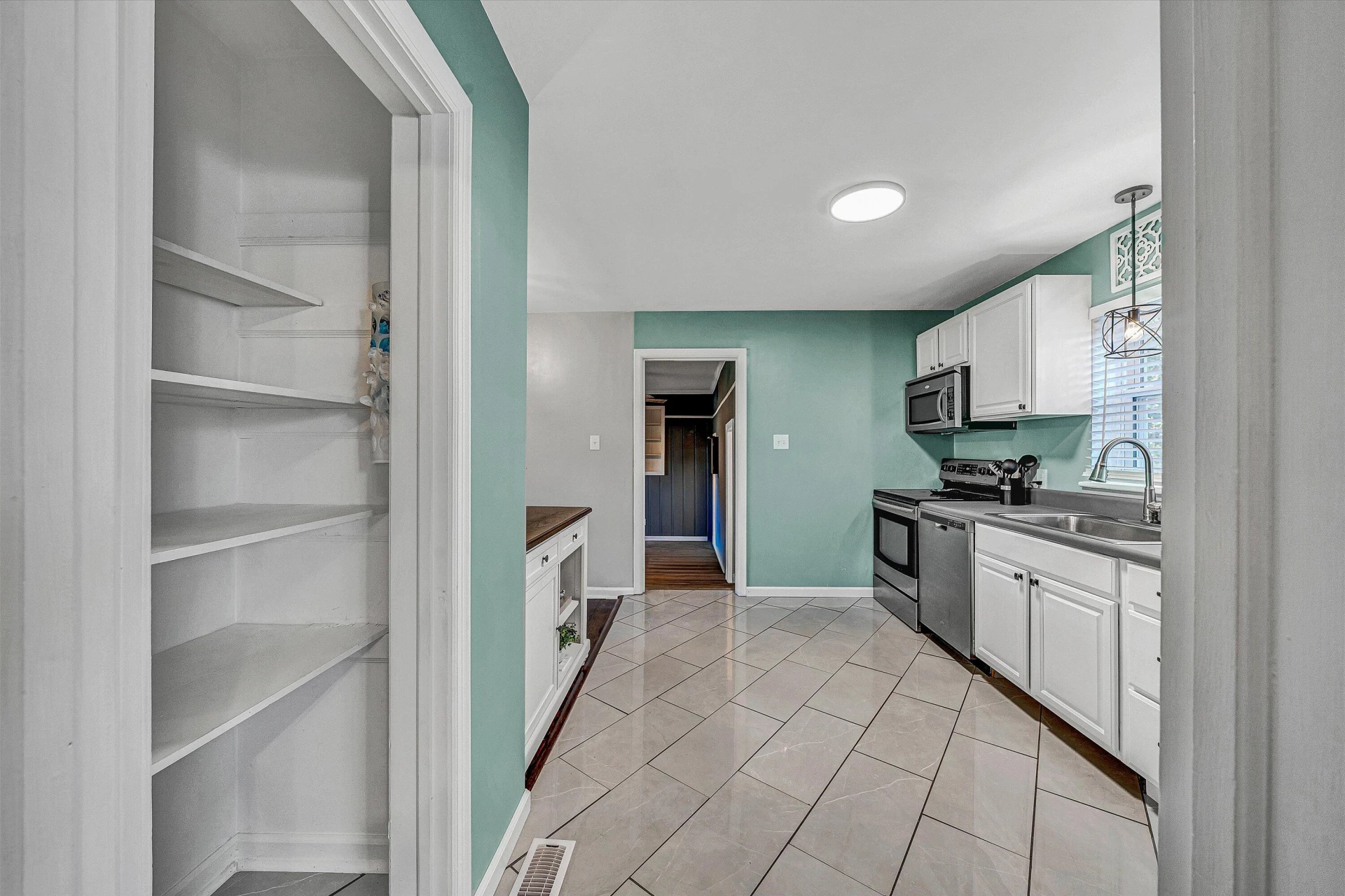 3516 Grandin RD SW - Photo 11