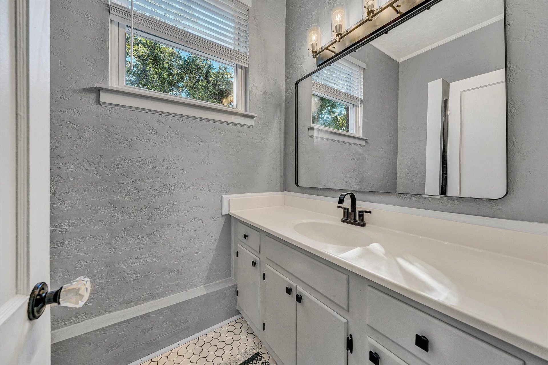 3516 Grandin RD SW - Photo 12