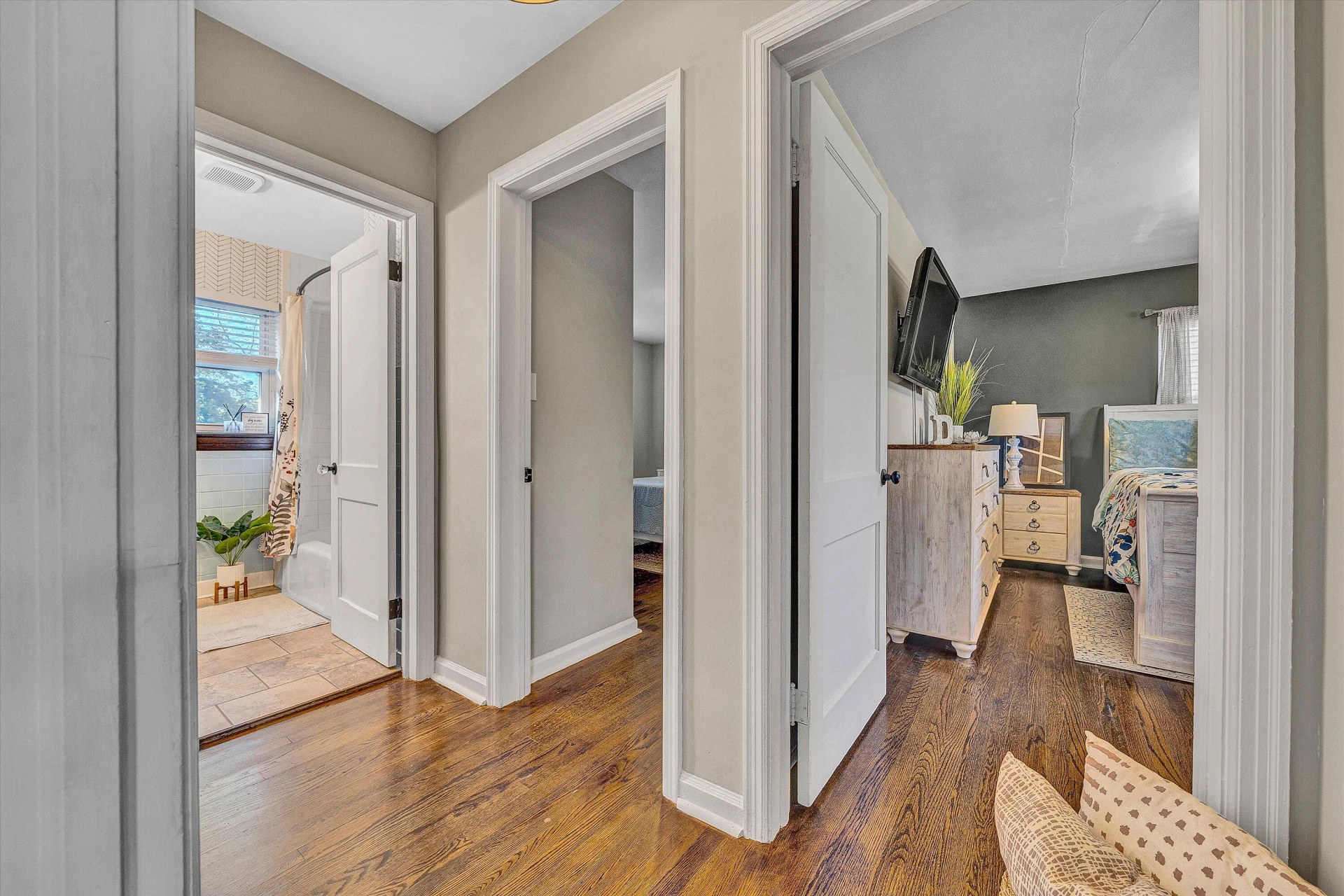 3516 Grandin RD SW - Photo 18