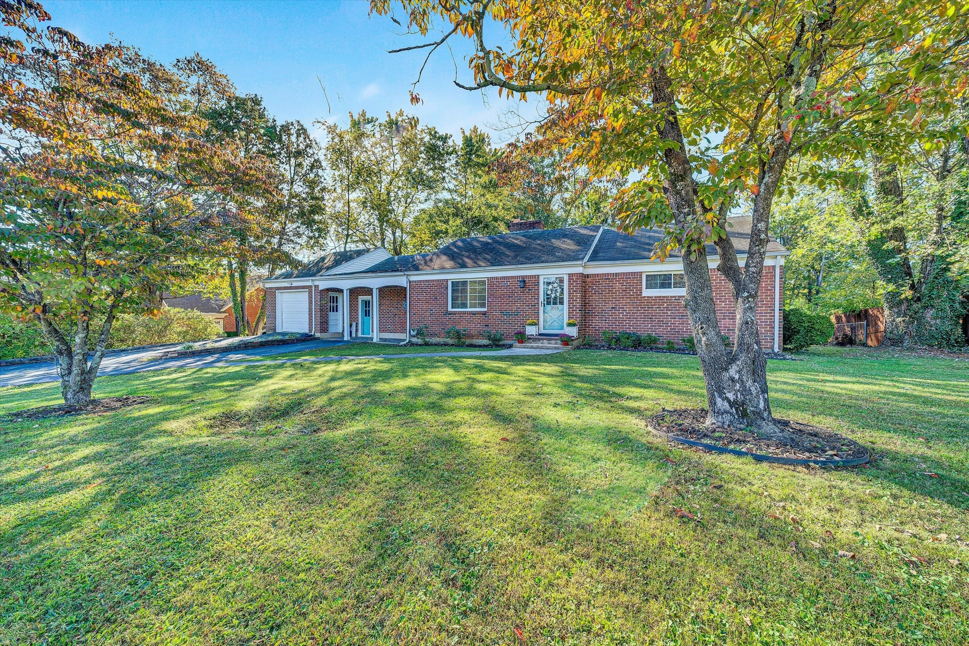 3516 Grandin RD SW - Photo 2