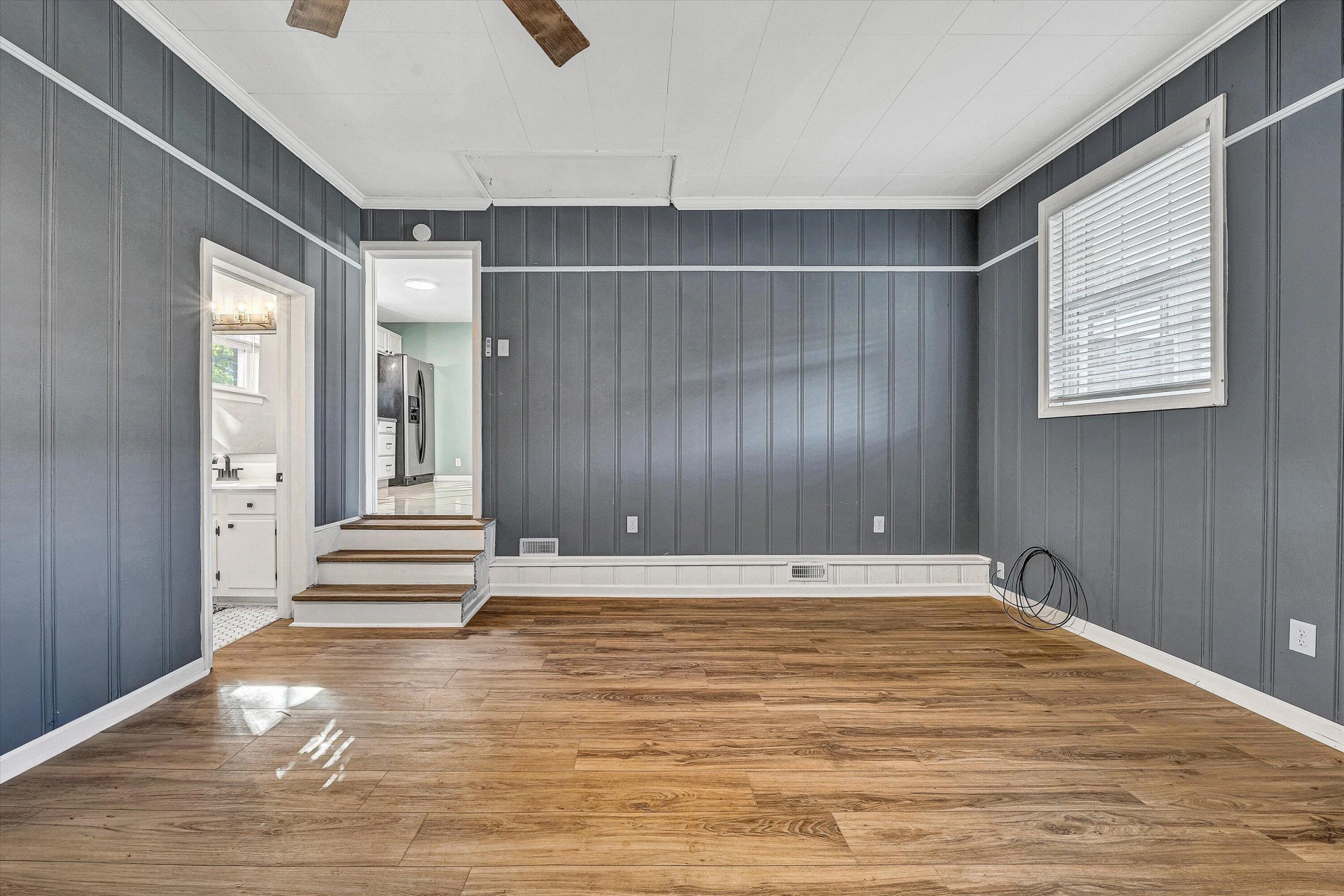 3516 Grandin RD SW - Photo 23