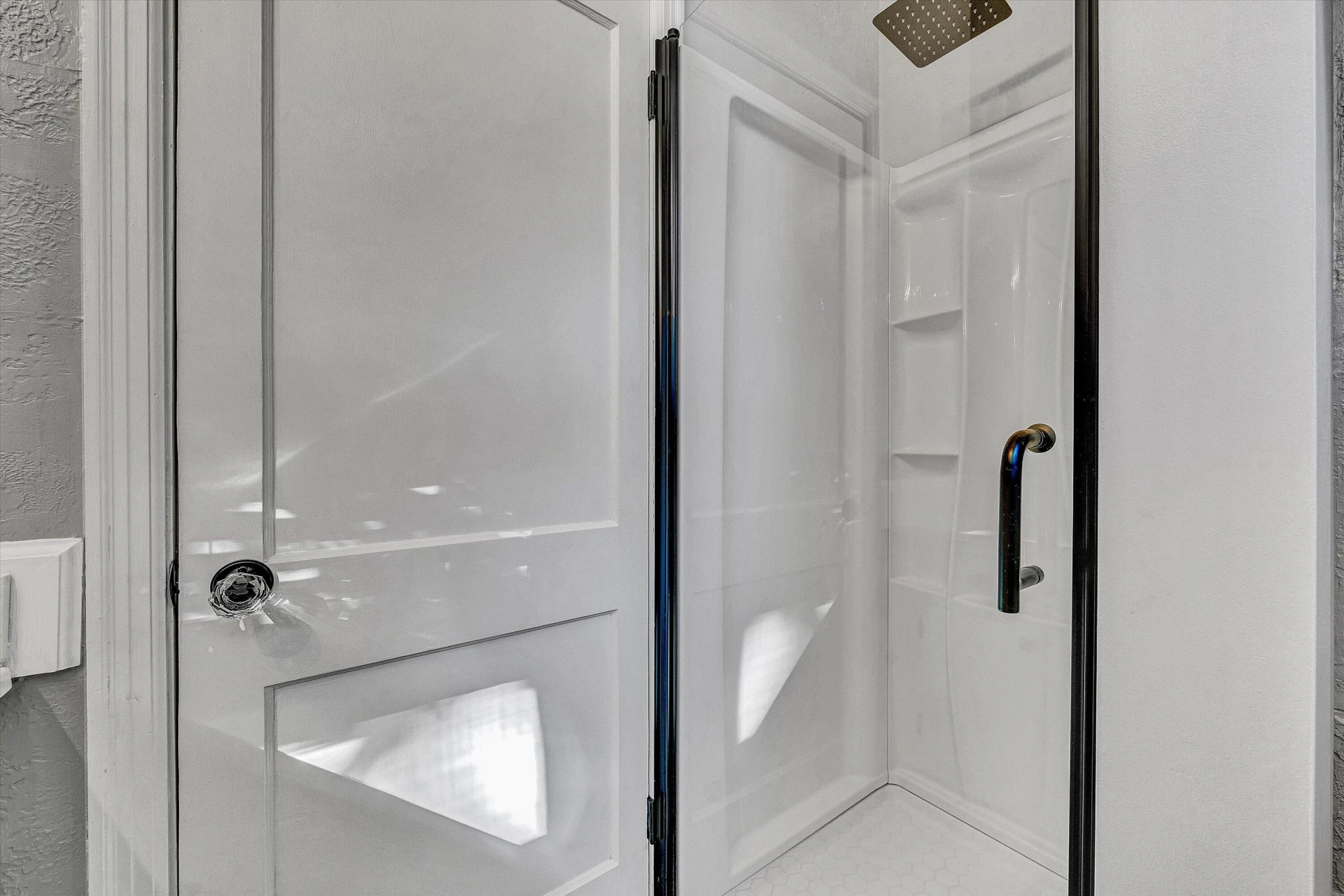 3516 Grandin RD SW - Photo 26