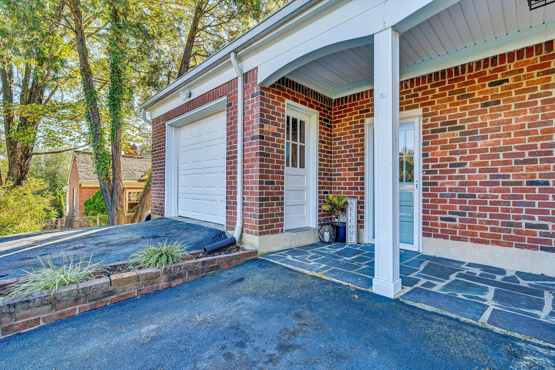 3516 Grandin RD SW - Photo 3