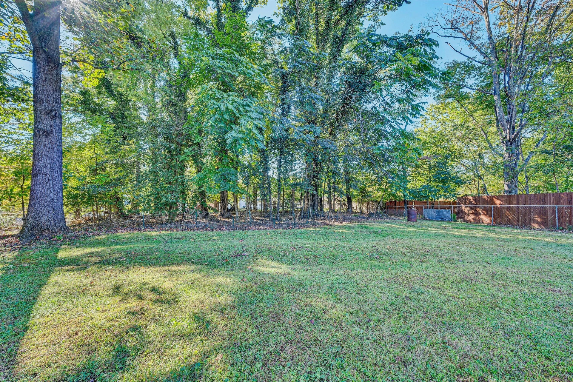 3516 Grandin RD SW - Photo 32