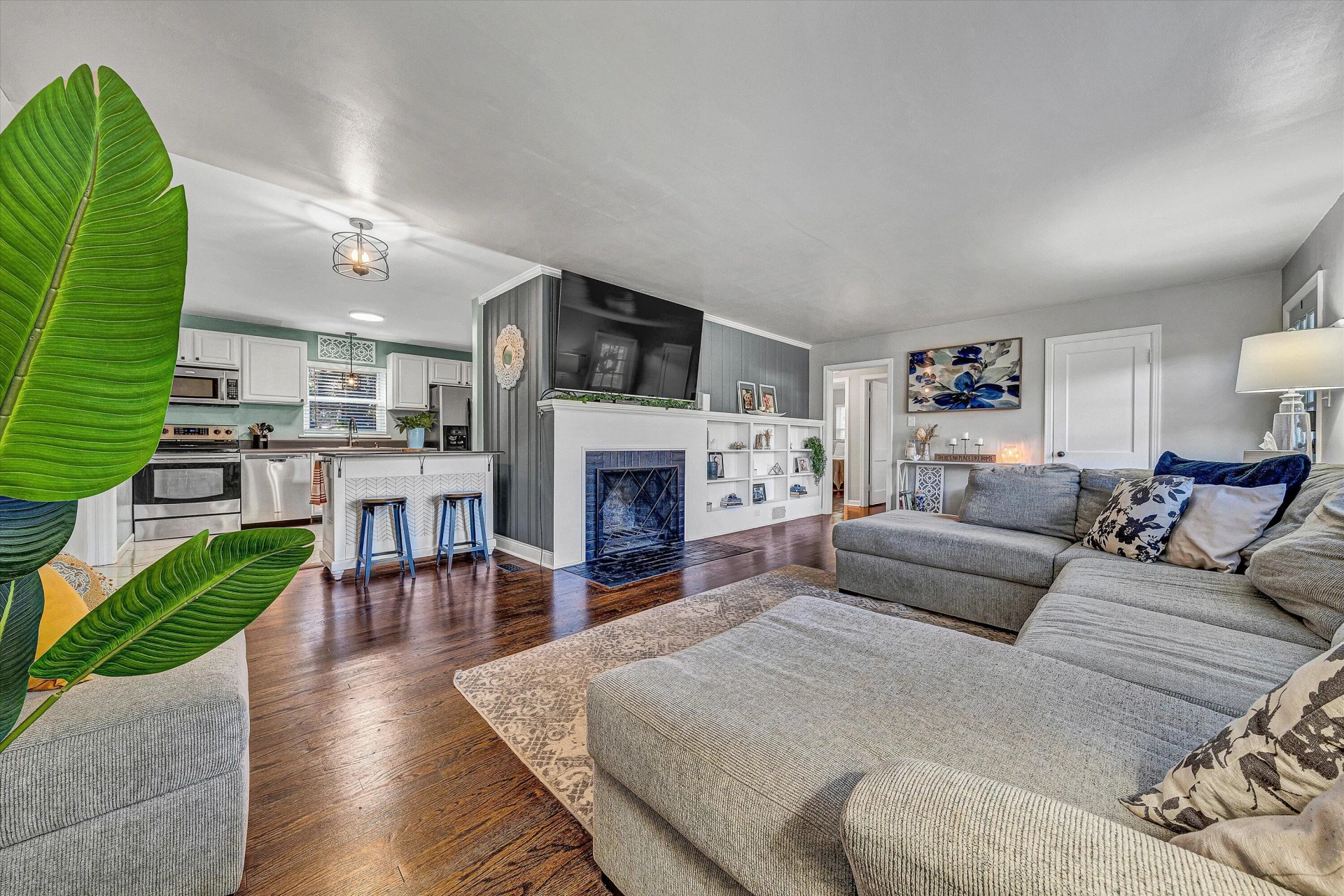 3516 Grandin RD SW - Photo 5