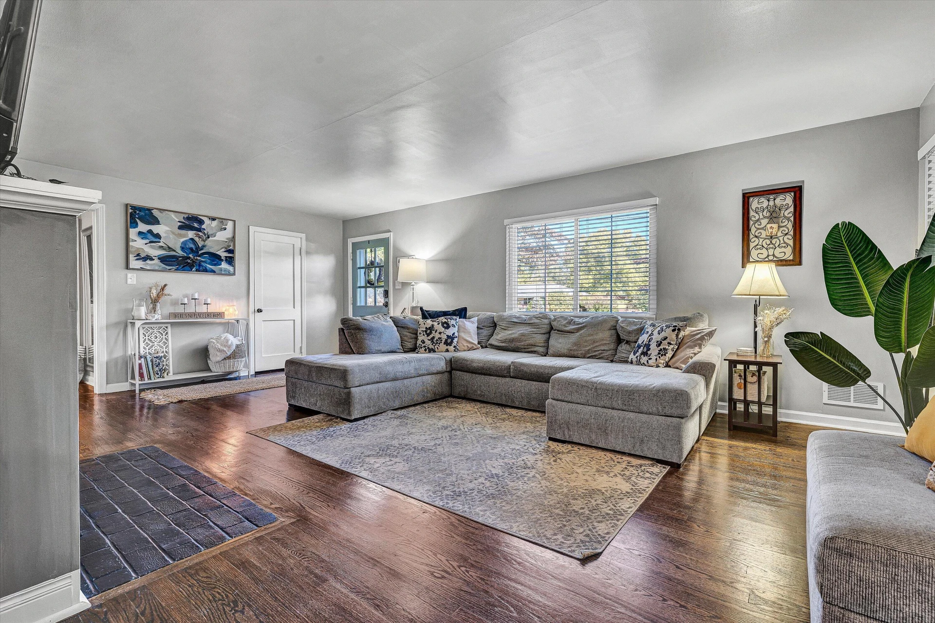 3516 Grandin RD SW - Photo 7