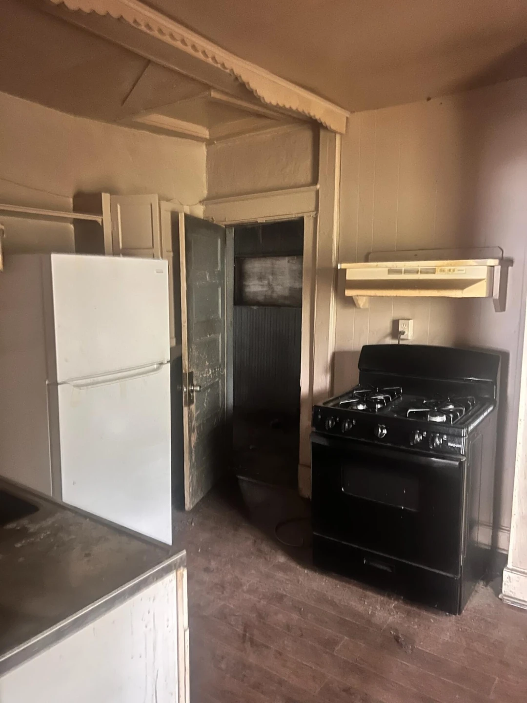 711 Harrison AVE NW - Photo 5