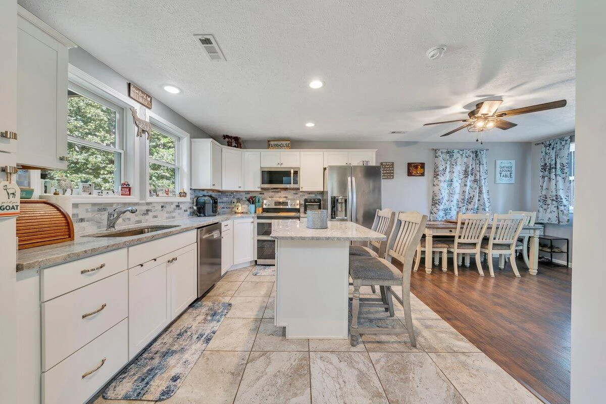 1384 Homeplace RD - Photo 8