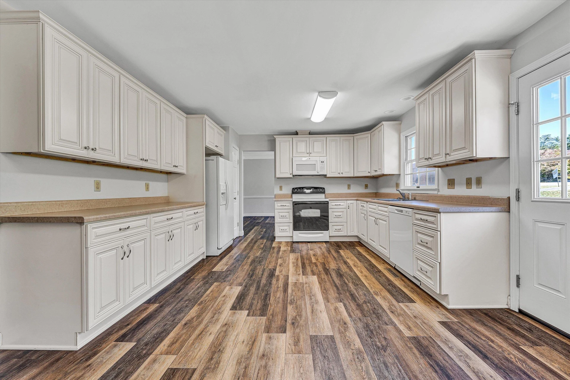 4477 Bonsack RD NE - Photo 16