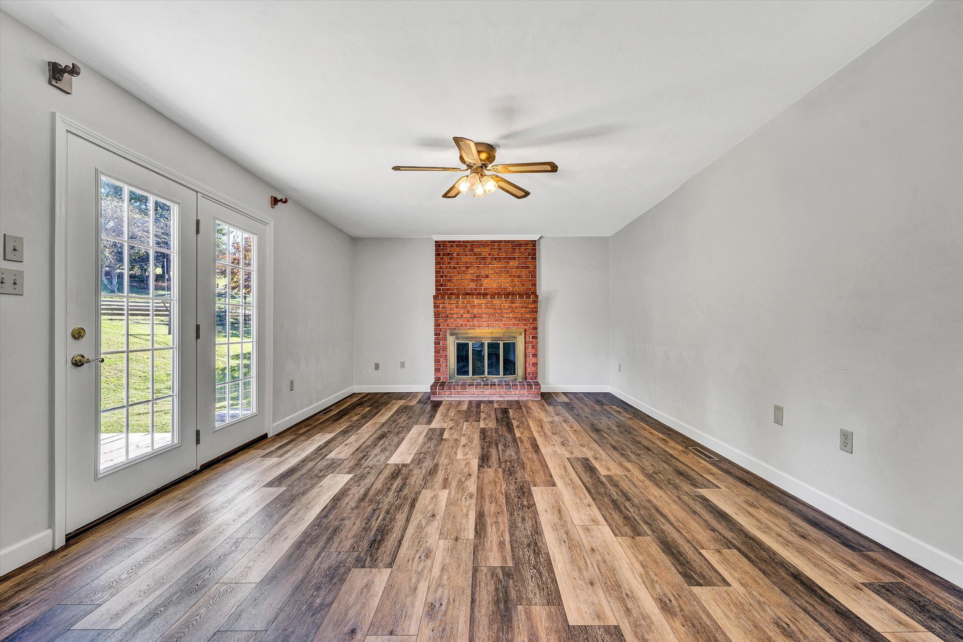 4477 Bonsack RD NE - Photo 21