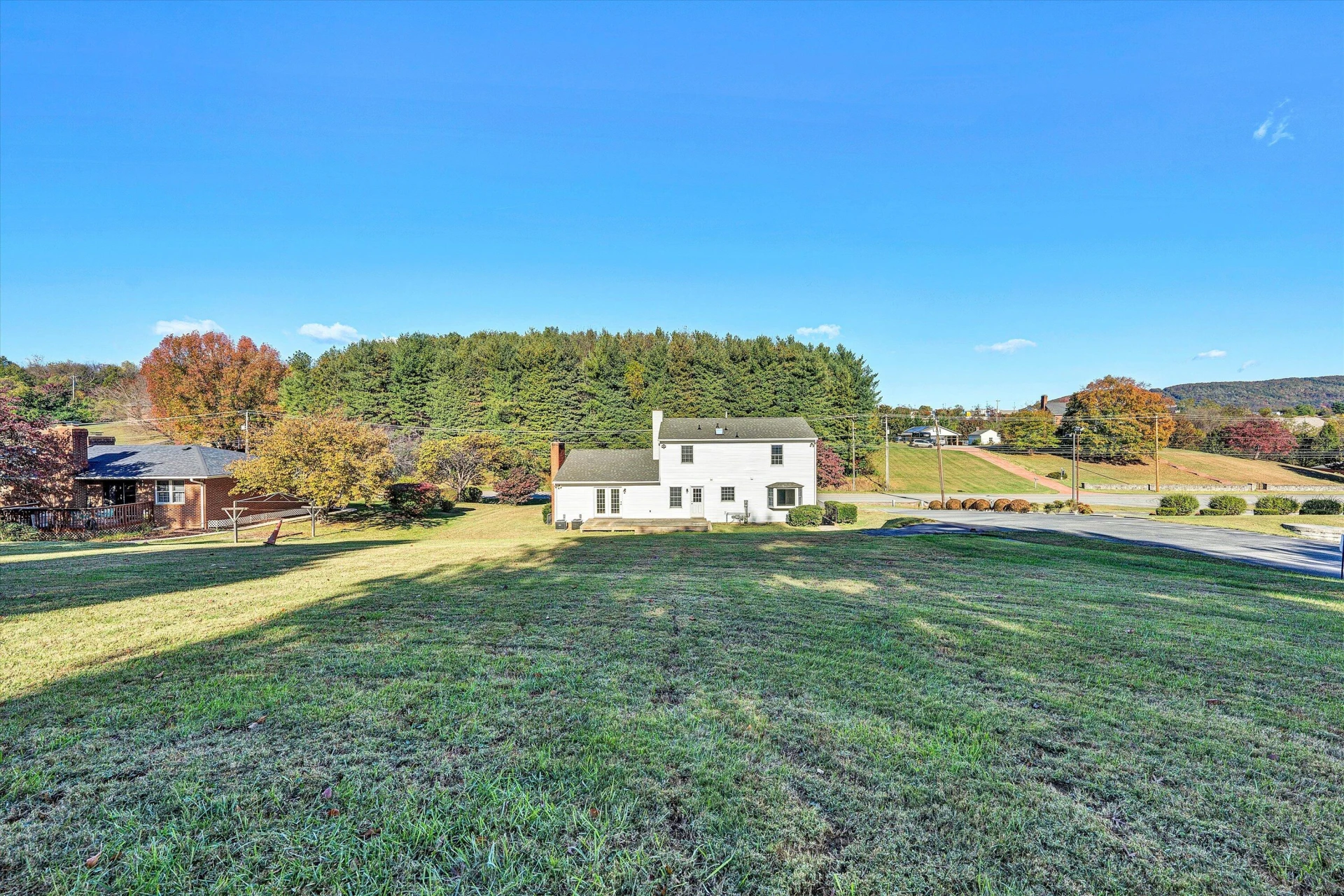 4477 Bonsack RD NE - Photo 45