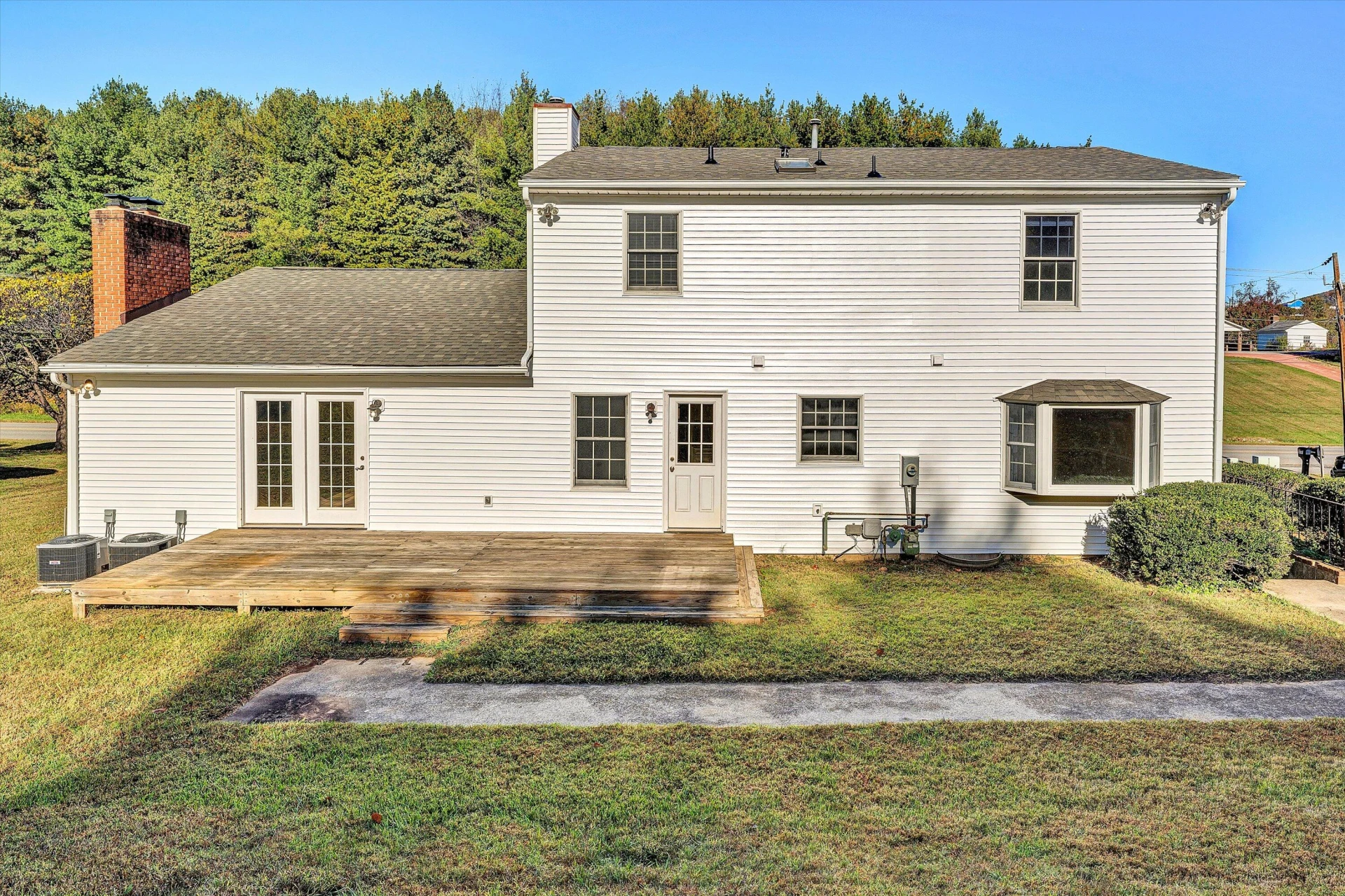 4477 Bonsack RD NE - Photo 47