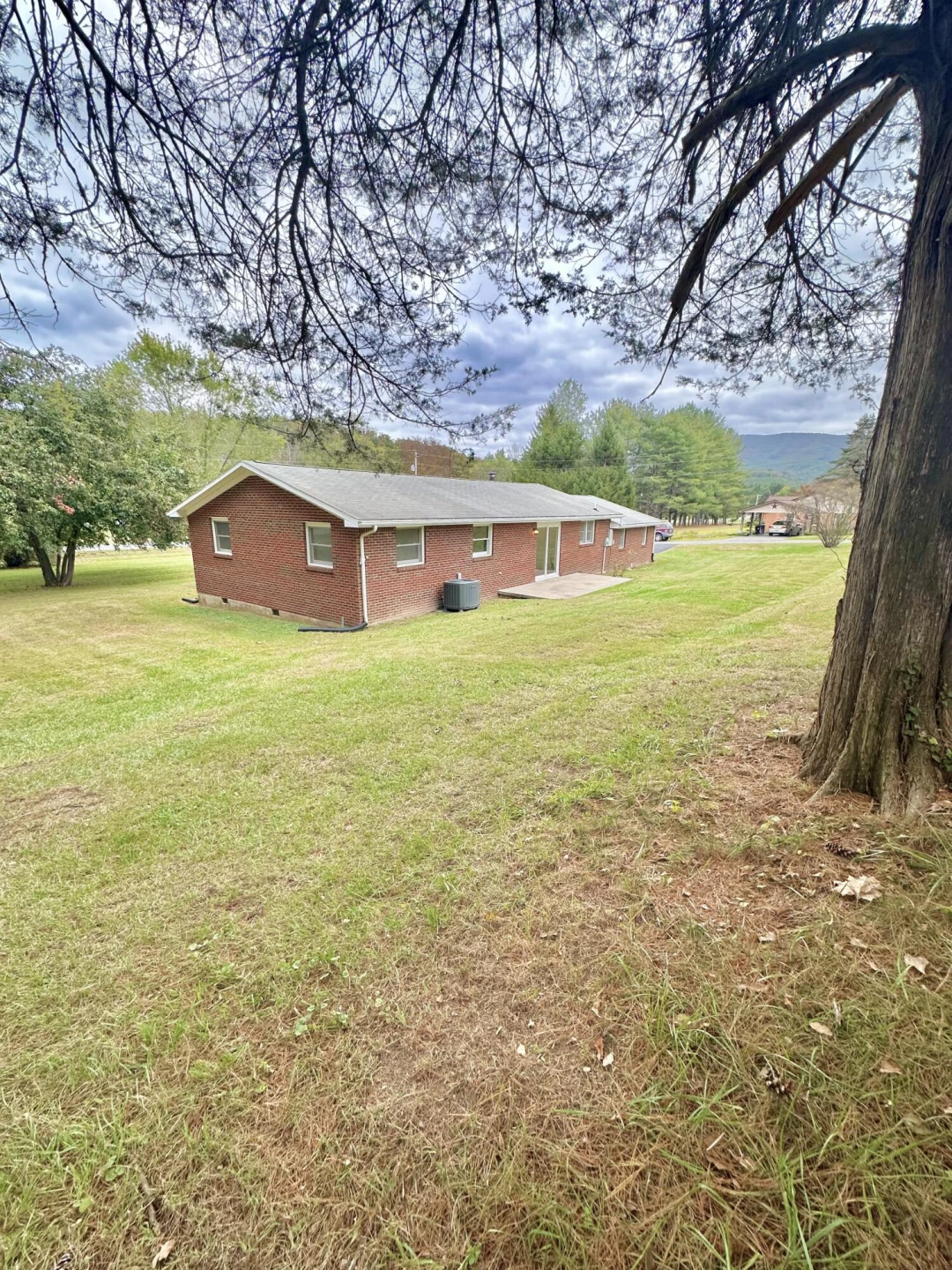 401 Broken Arrow LN - Photo 39