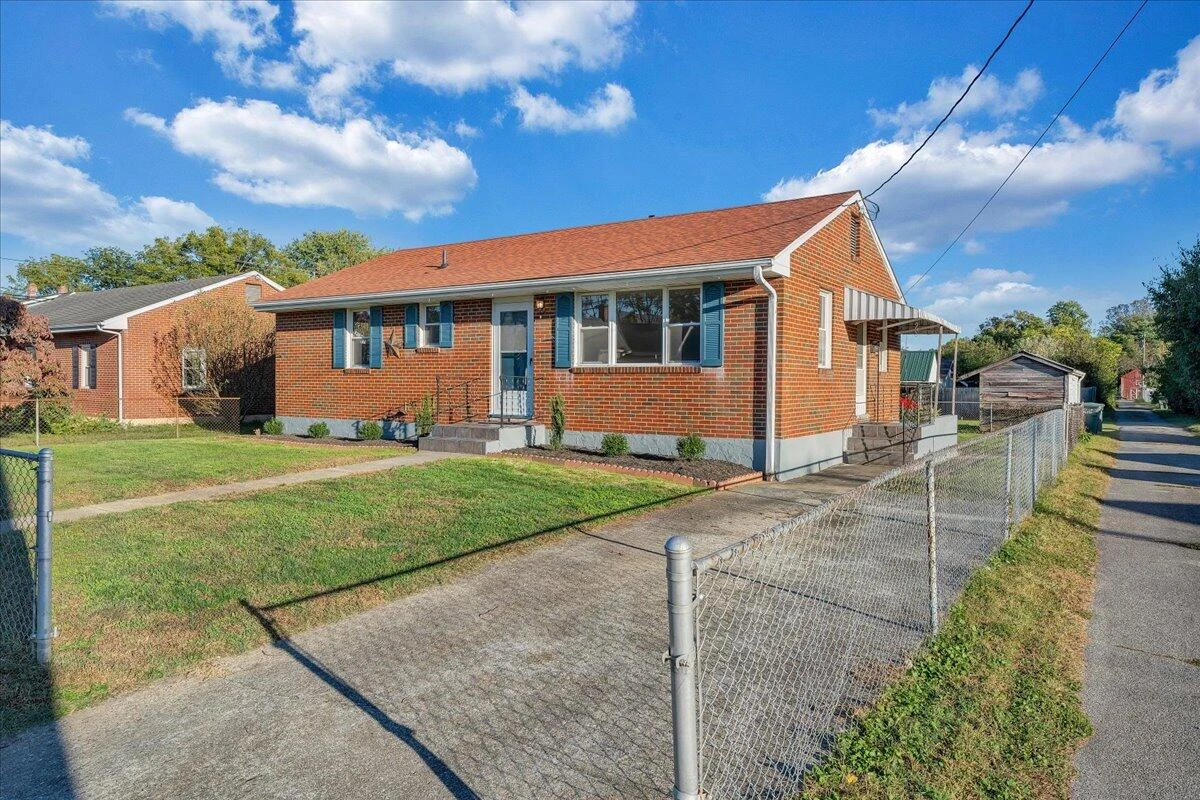 1608 Eddy AVE - Photo 7