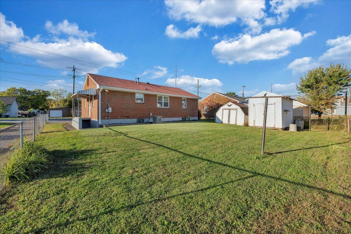 1608 Eddy AVE - Photo 8