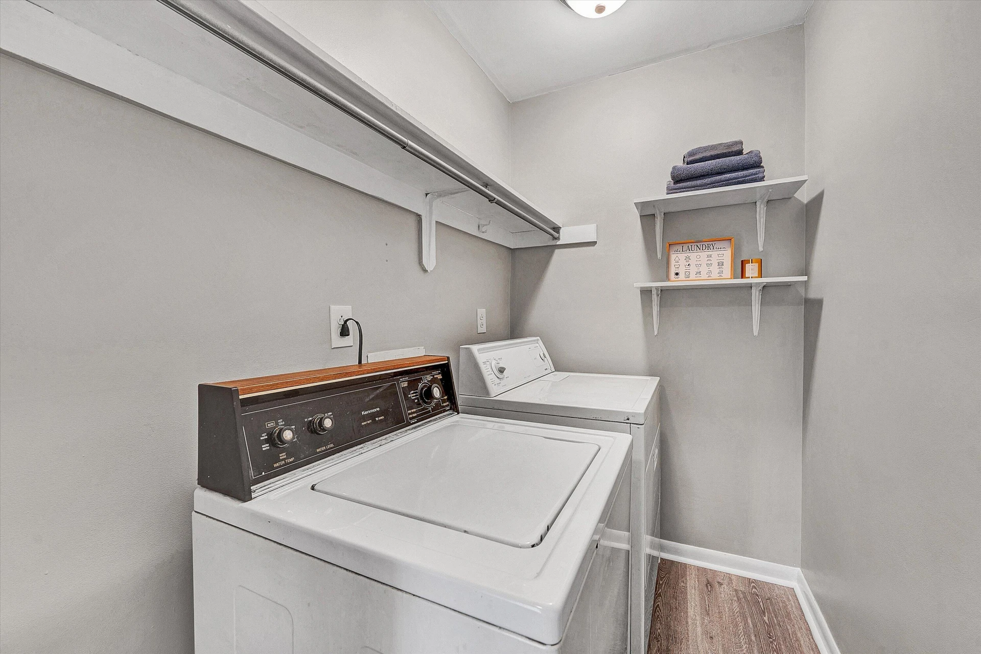 7313 Maple CT SW - Photo 21