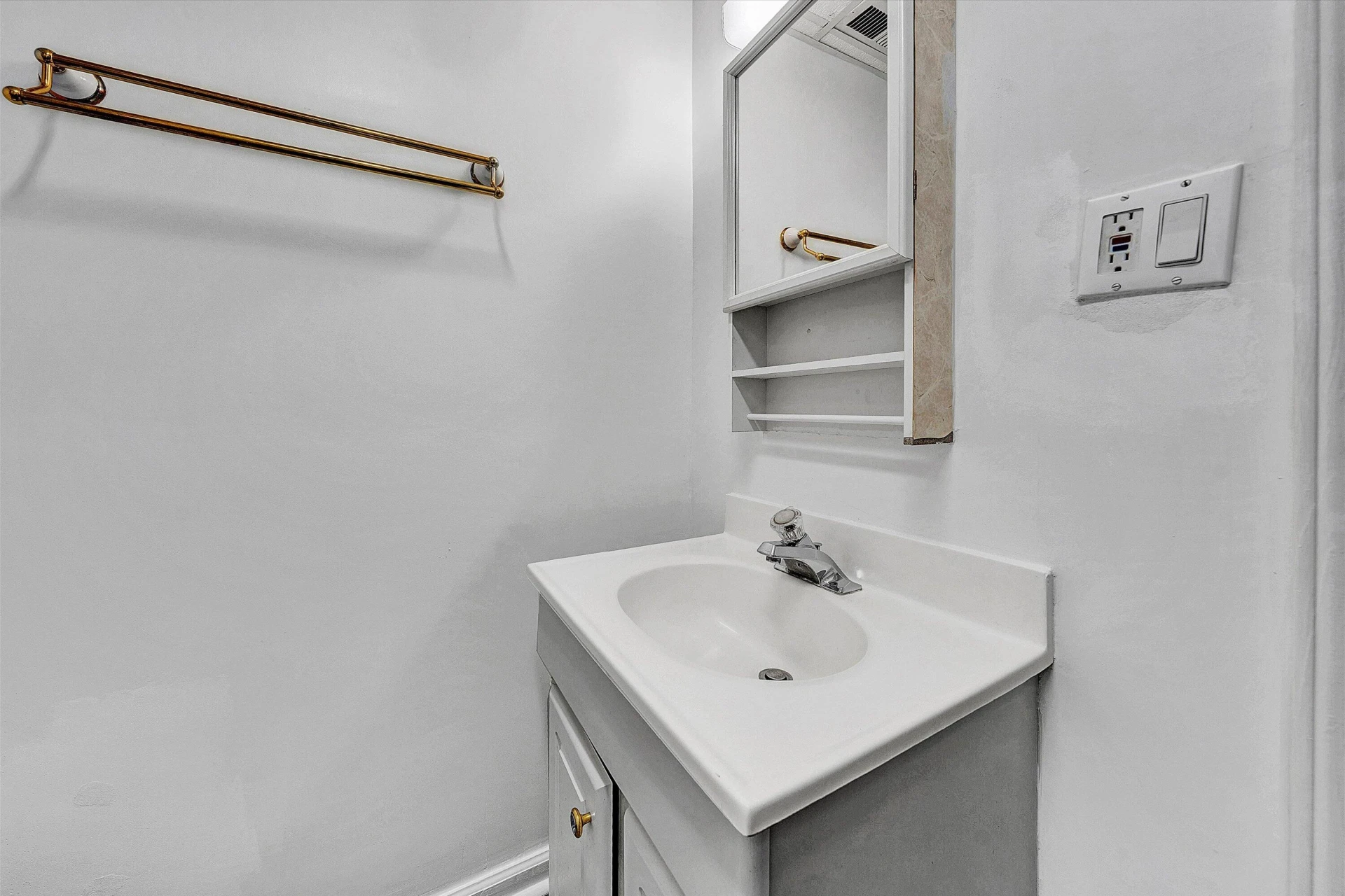 7313 Maple CT SW - Photo 34