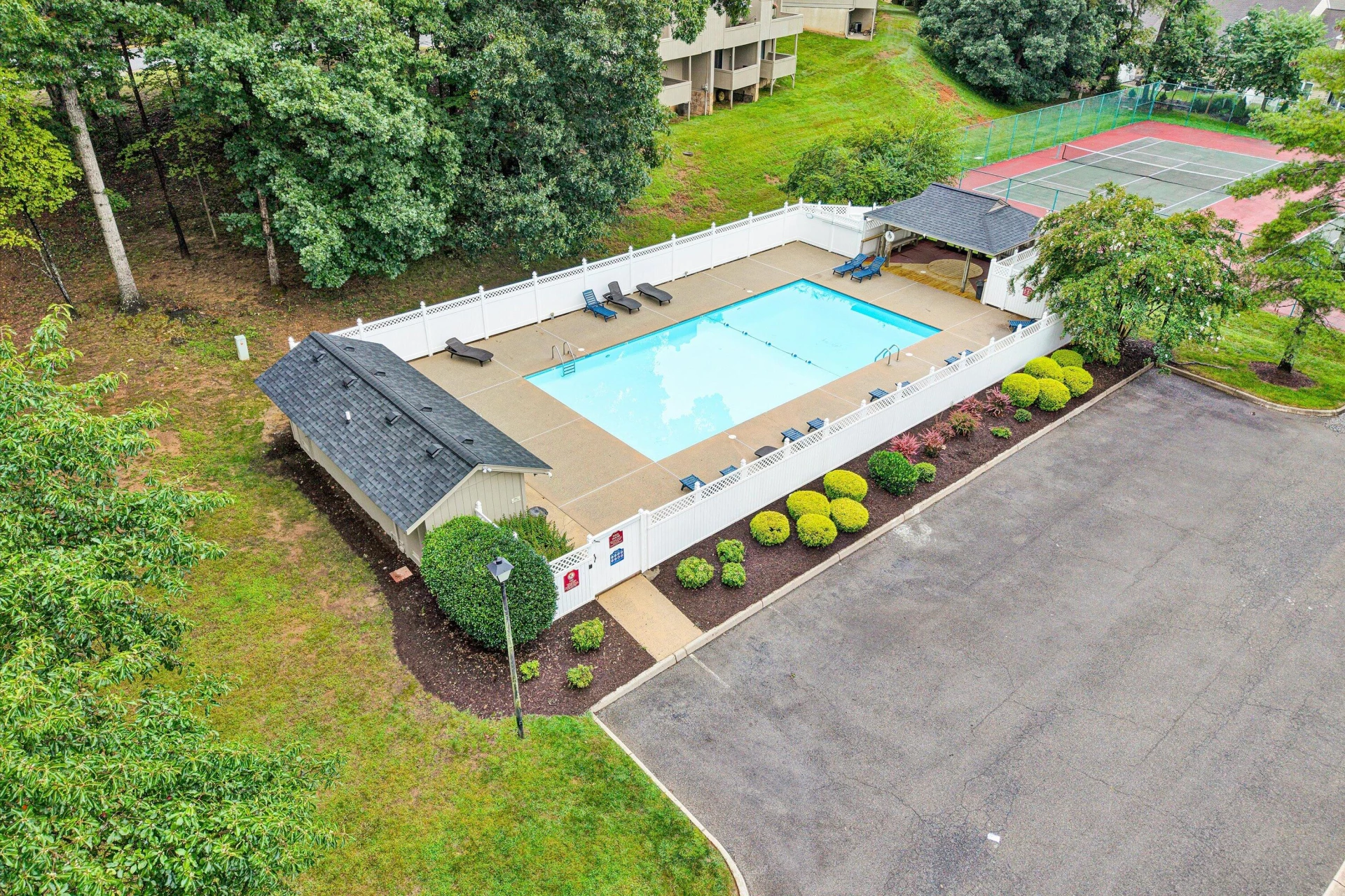 7313 Maple CT SW - Photo 39