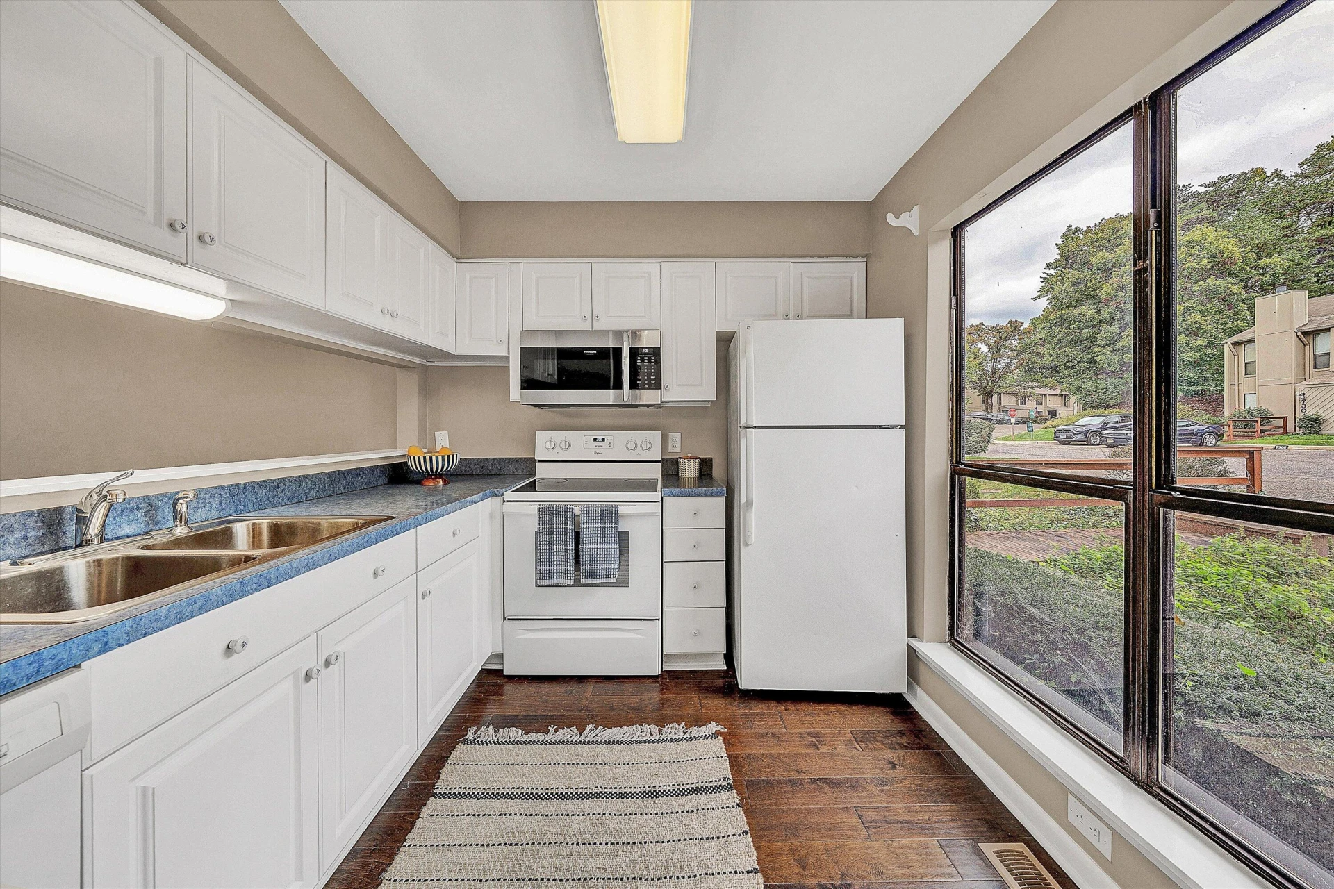 7313 Maple CT SW - Photo 9