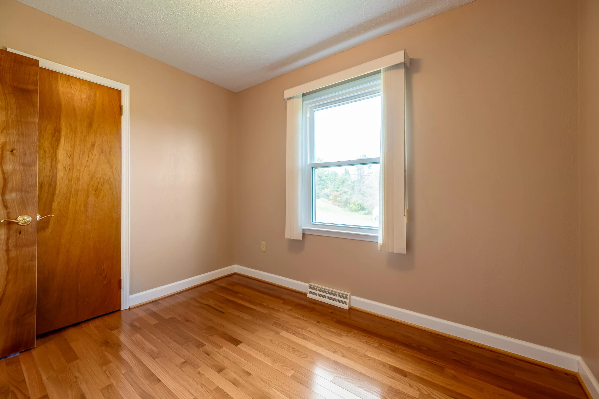 103 Forest LN - Photo 24