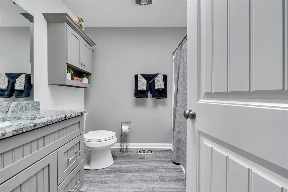 4018 Hazelridge RD NW - Photo 13