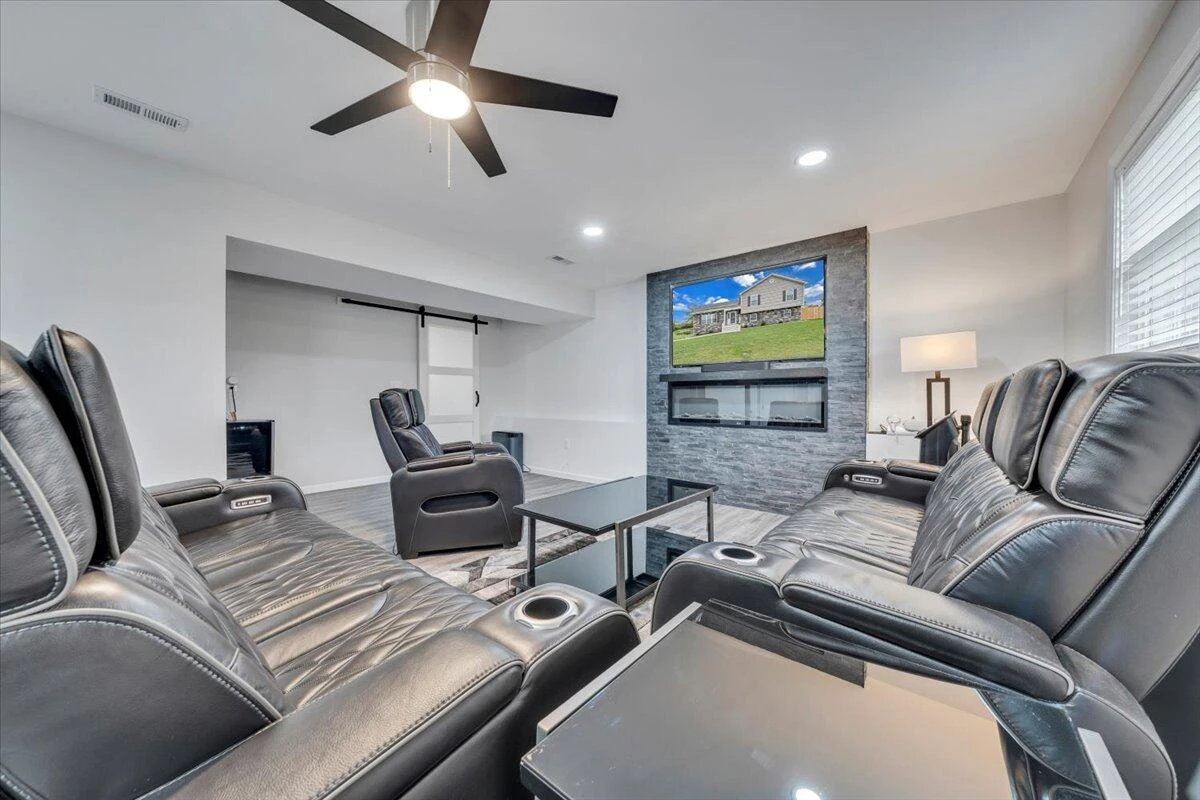 4018 Hazelridge RD NW - Photo 27