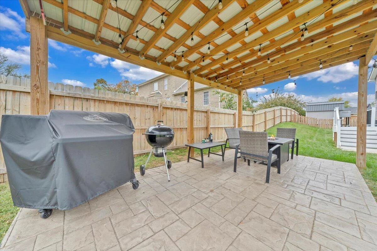 4018 Hazelridge RD NW - Photo 37