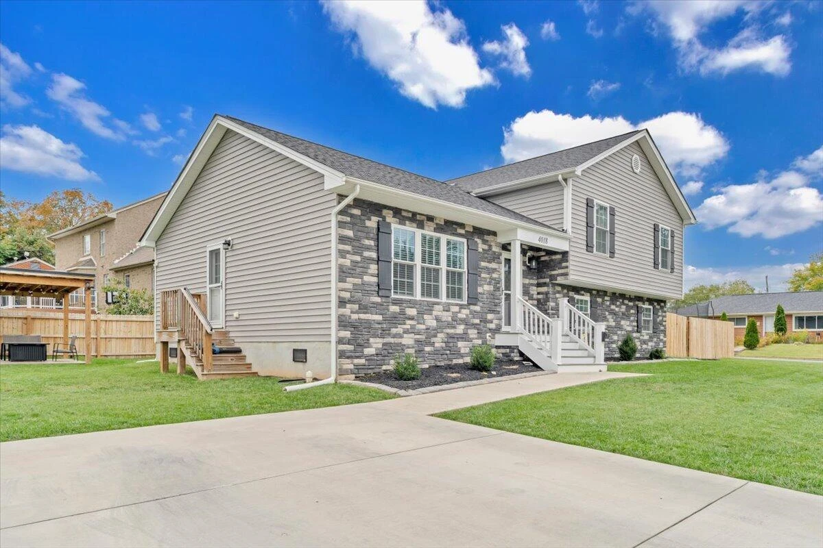 4018 Hazelridge RD NW - Photo 41