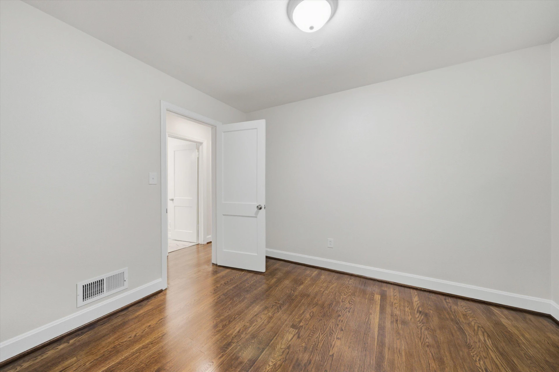 2707 Mountainaire AVE NW - Photo 10