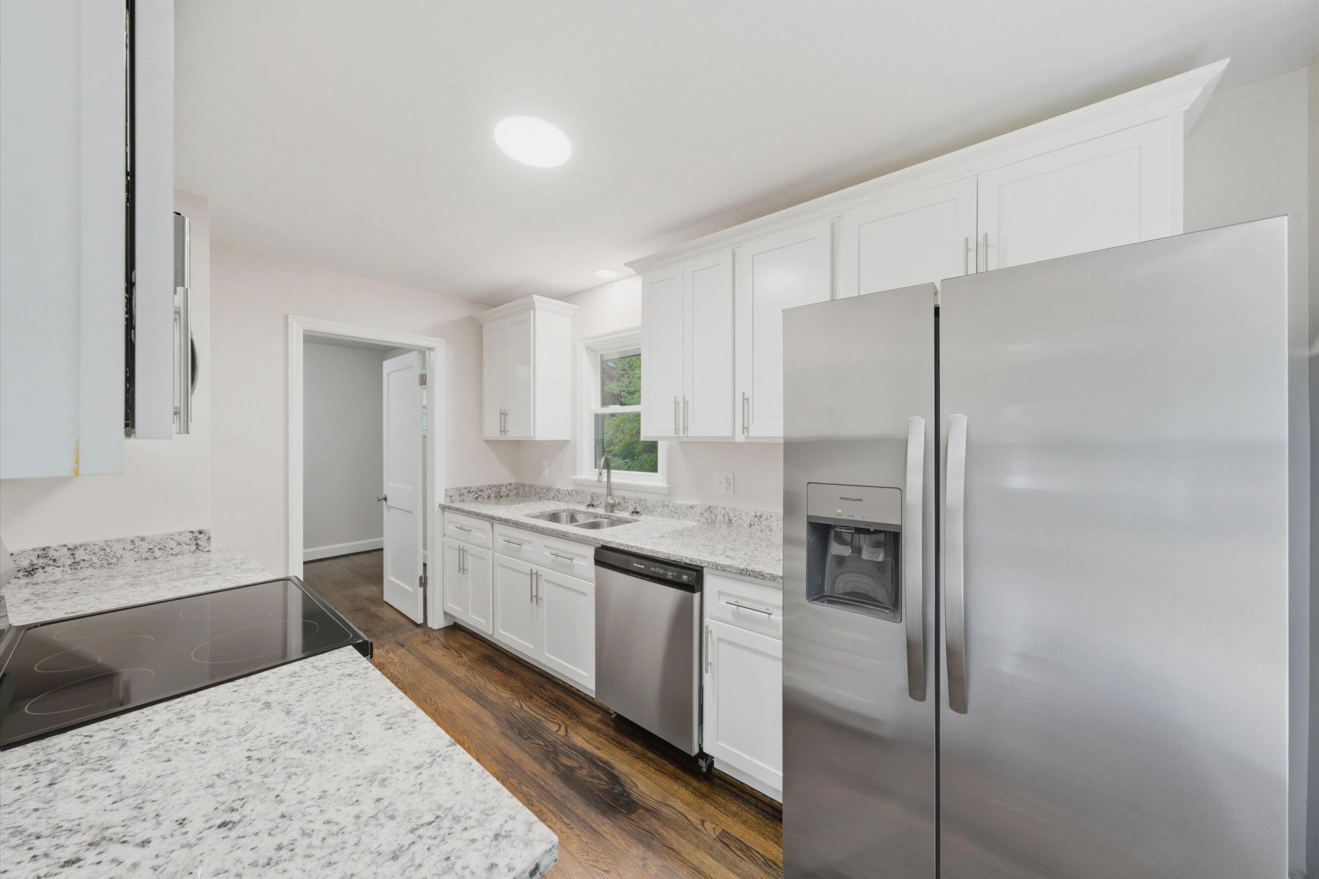 2707 Mountainaire AVE NW - Photo 8