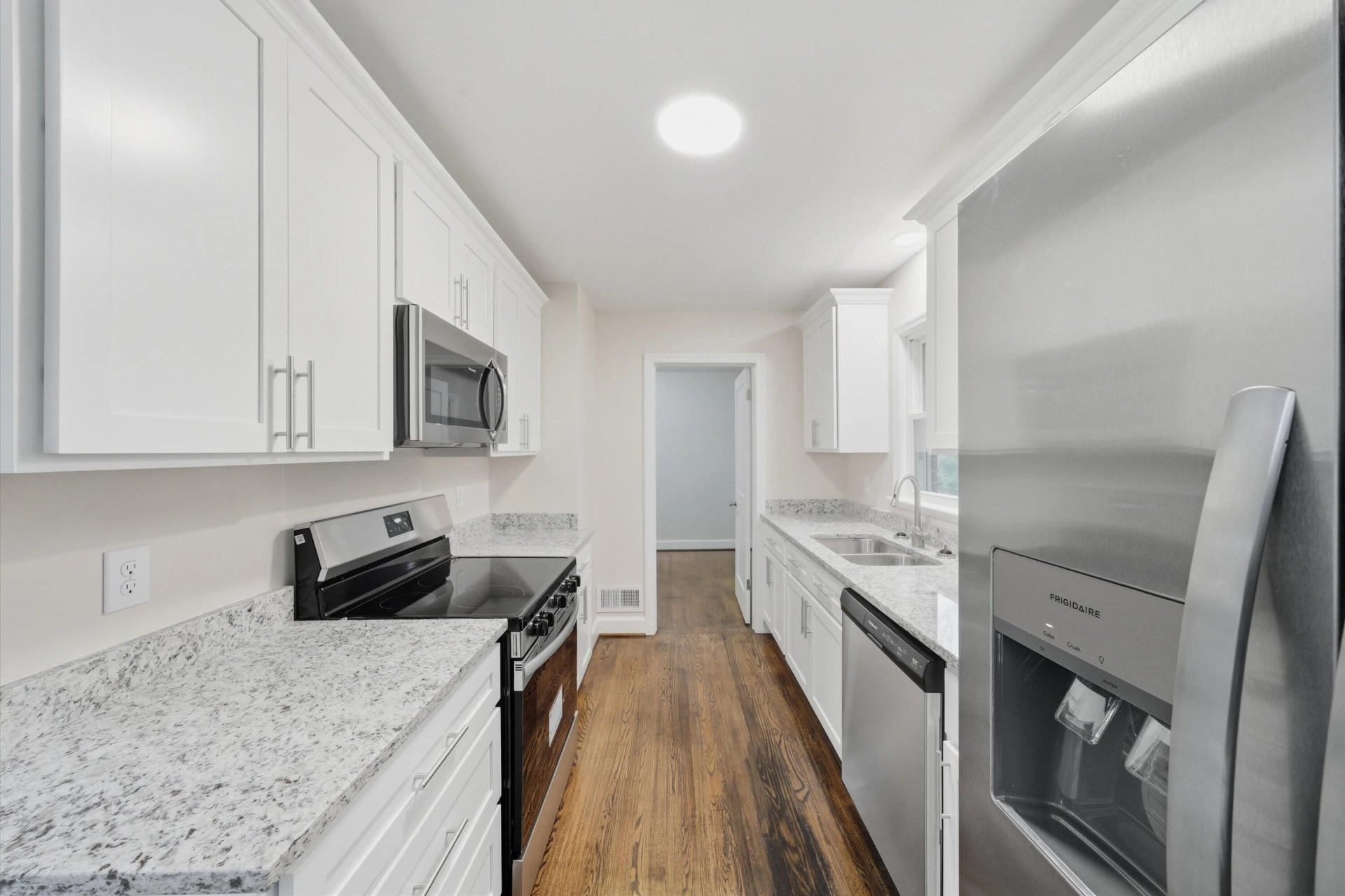 2707 Mountainaire AVE NW - Photo 9