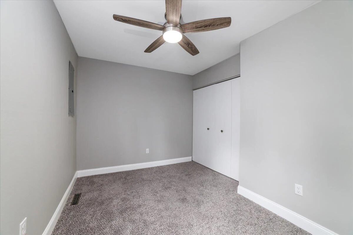 1100 Merriman Way RD - Photo 26