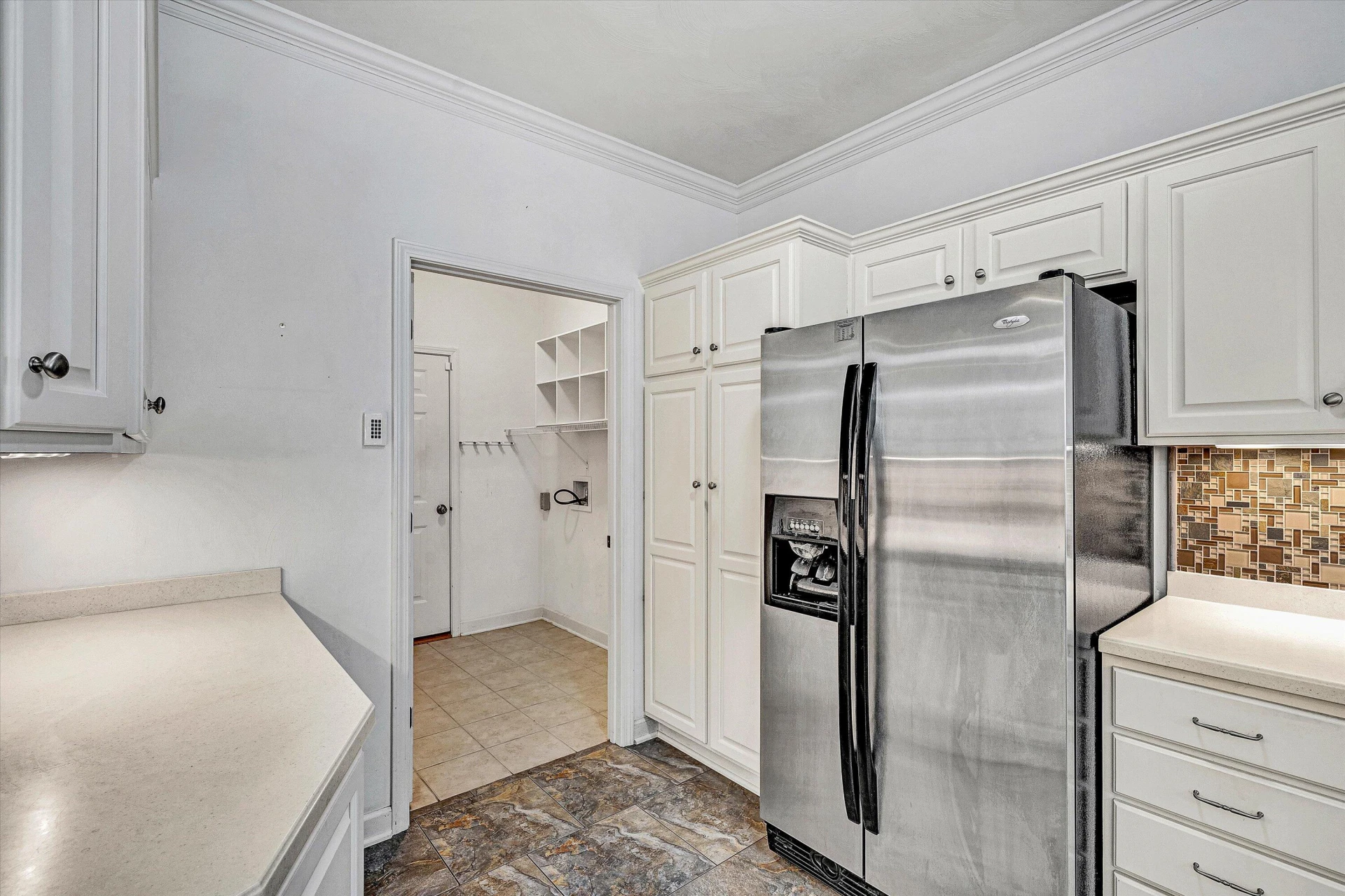1613 Edgebrook RD - Photo 13