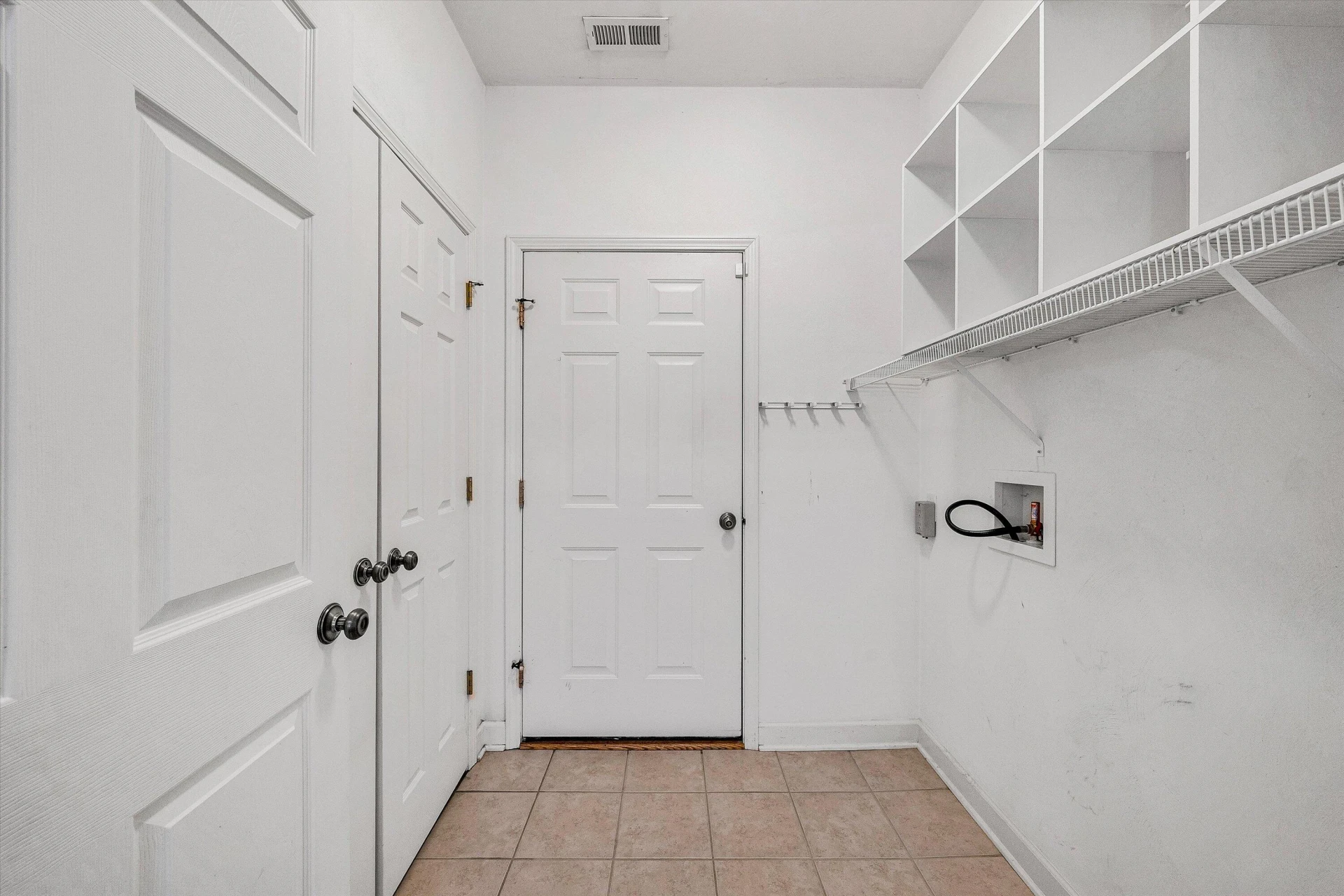 1613 Edgebrook RD - Photo 15