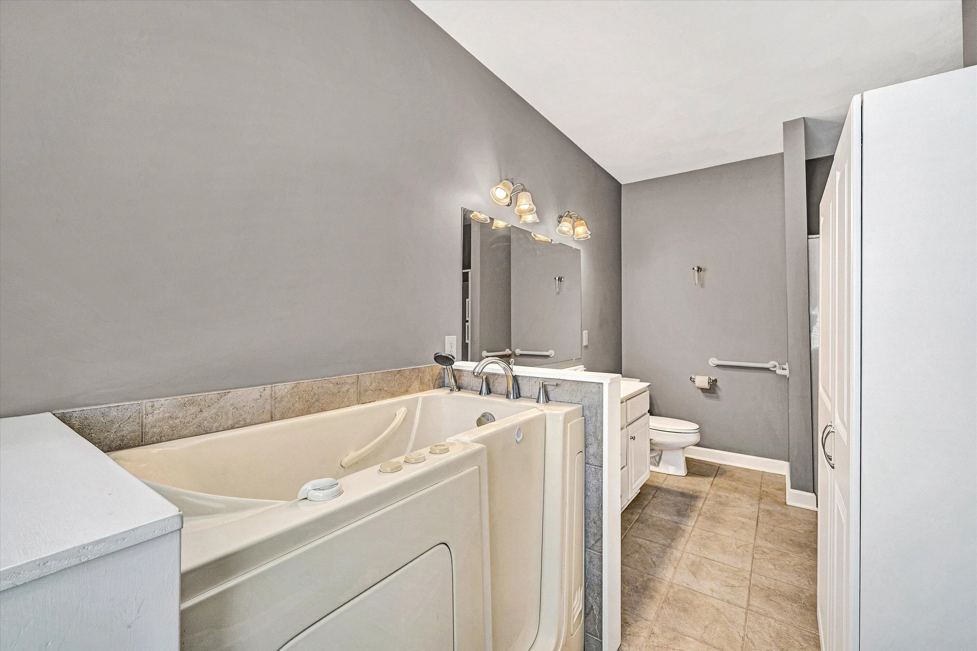 1613 Edgebrook RD - Photo 26