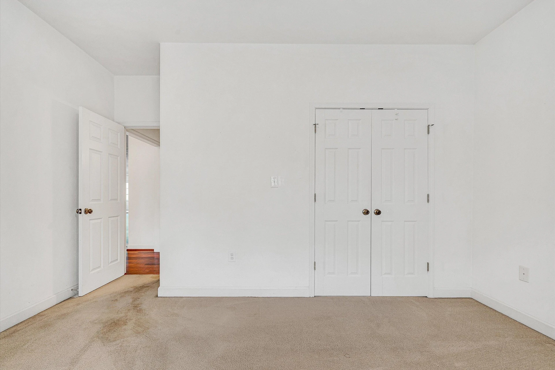 1613 Edgebrook RD - Photo 32