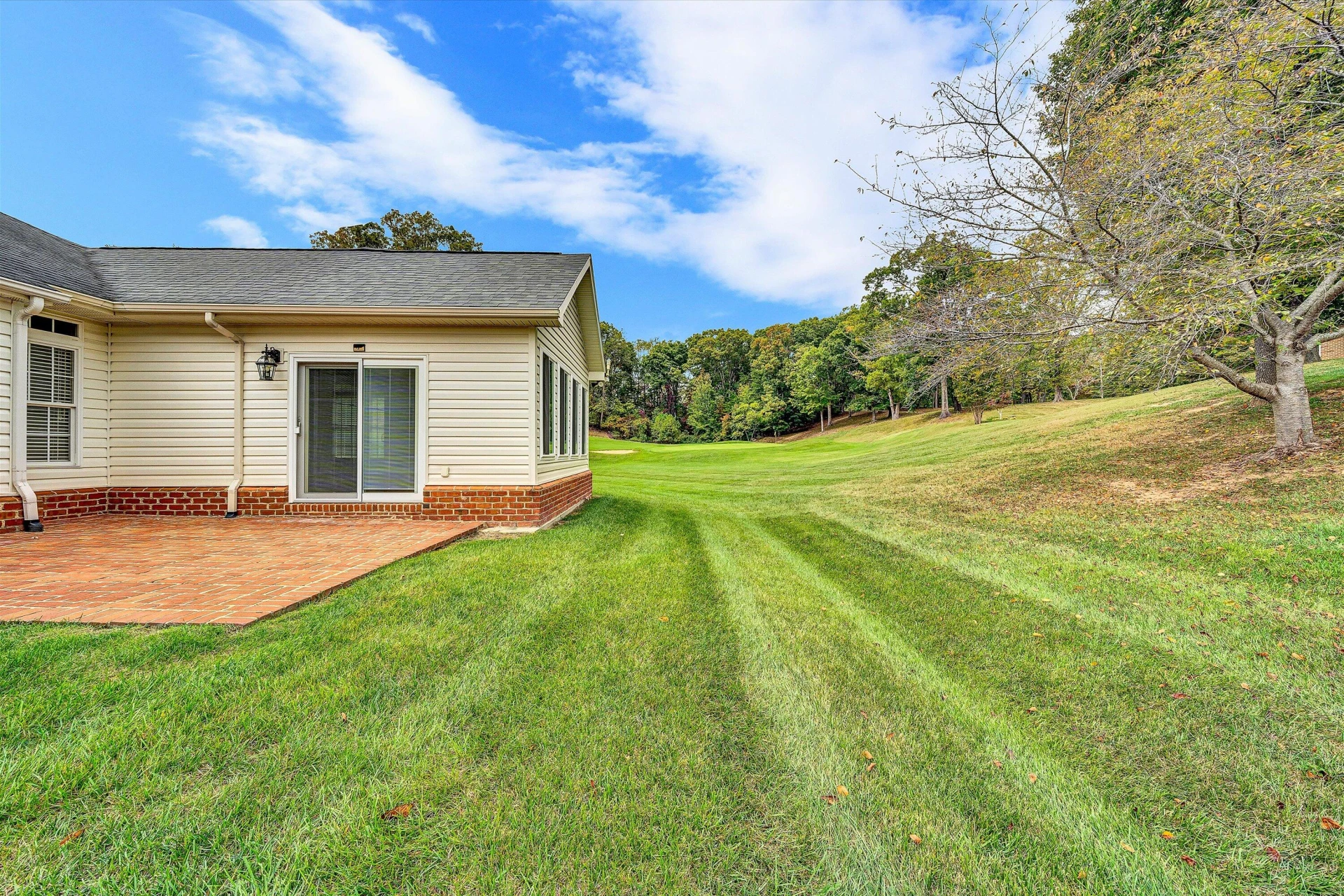 1613 Edgebrook RD - Photo 36