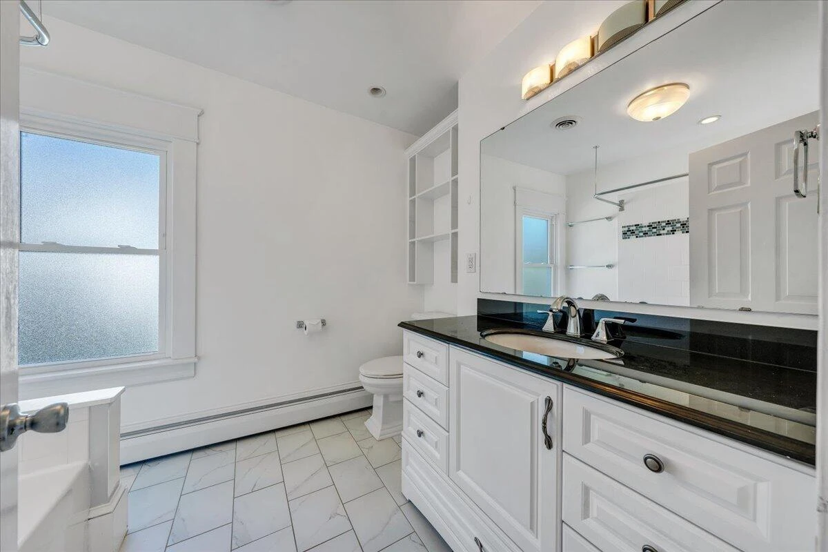 2115 Berkley AVE SW - Photo 15