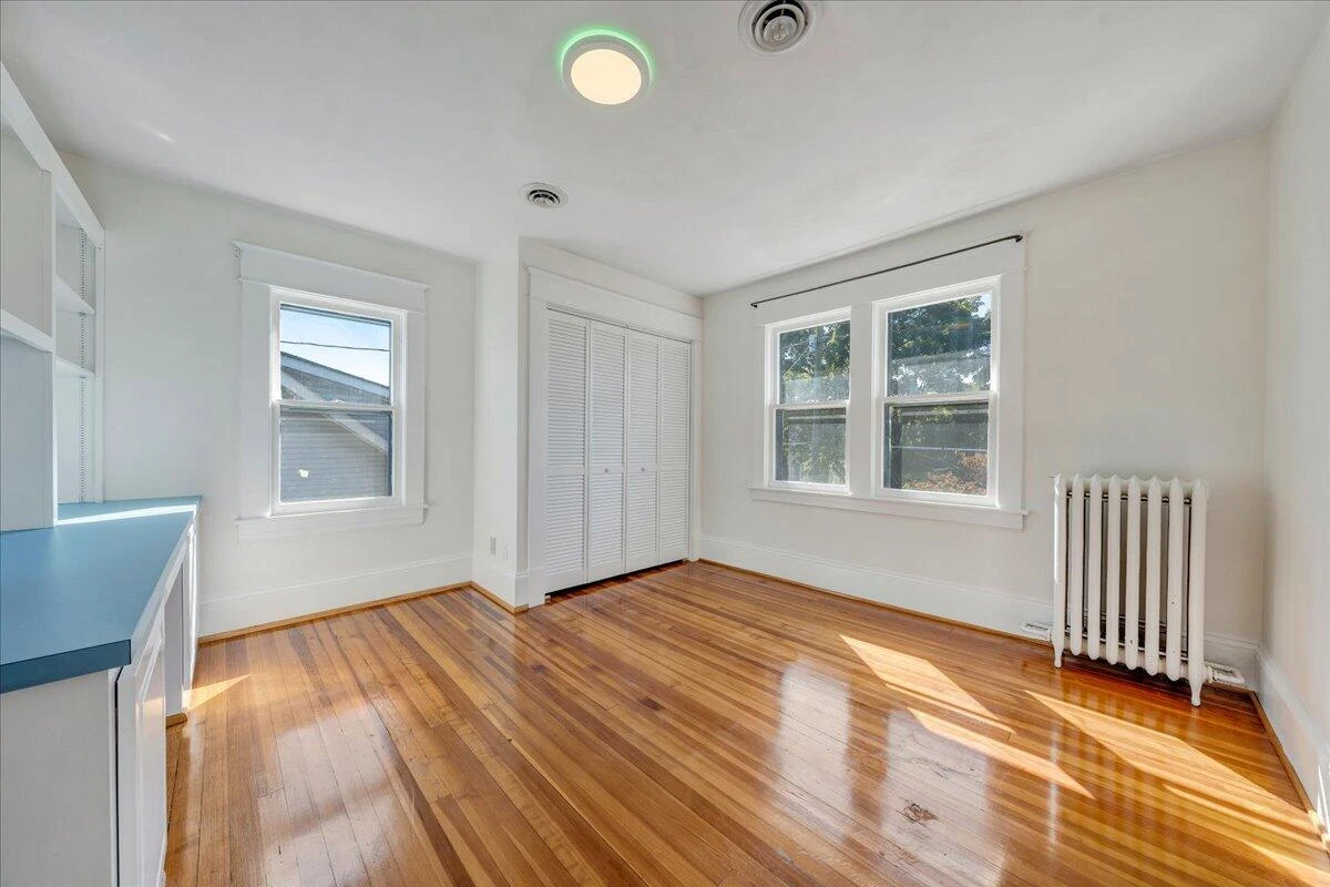 2115 Berkley AVE SW - Photo 17